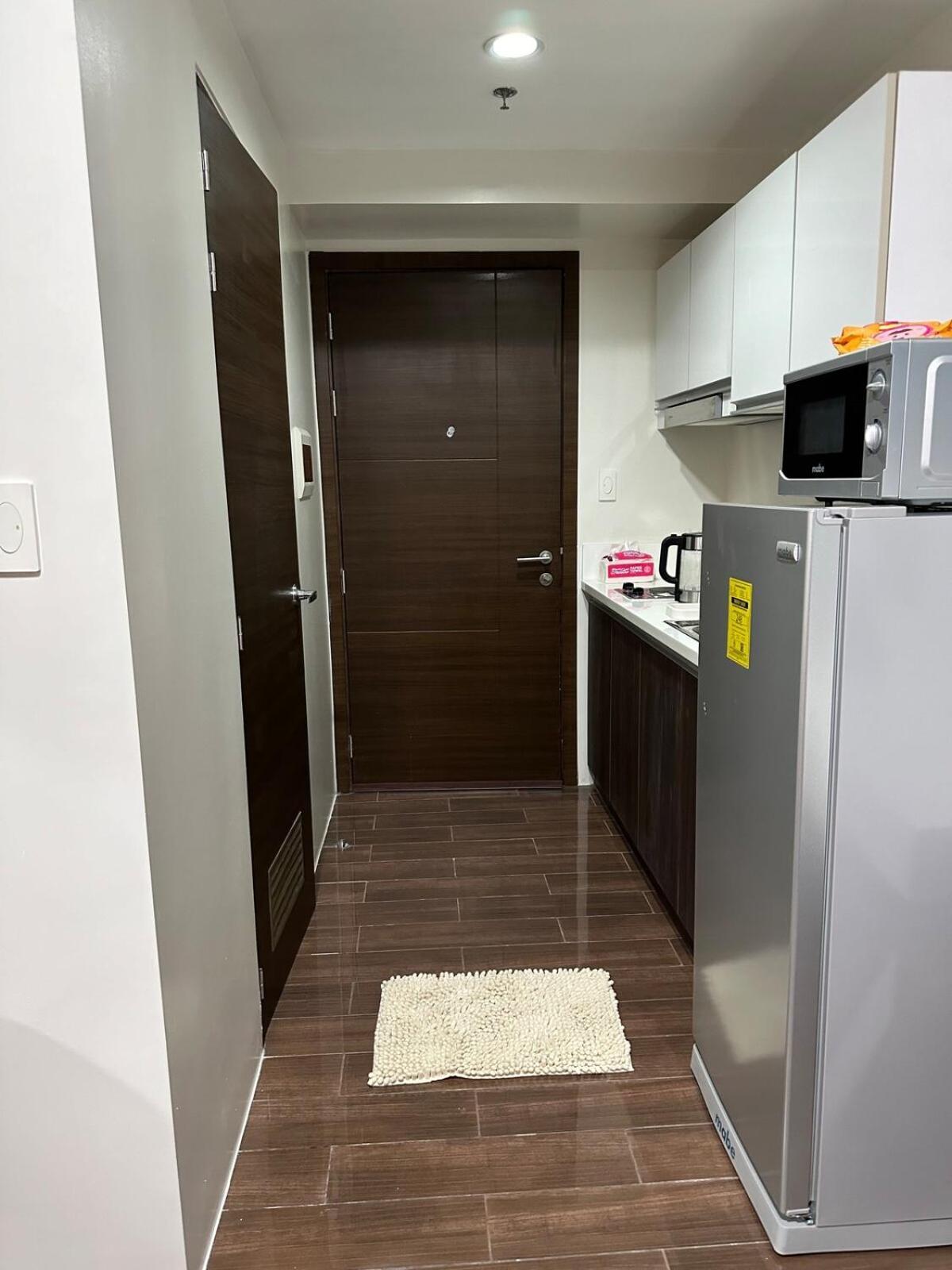 At Air Residences Condo, Ayala Ave Makati Apartment *