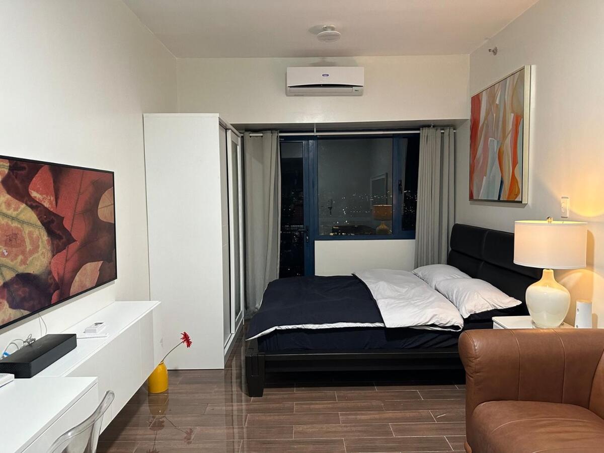 At Air Residences Condo, Ayala Ave Makati Apartment Manila