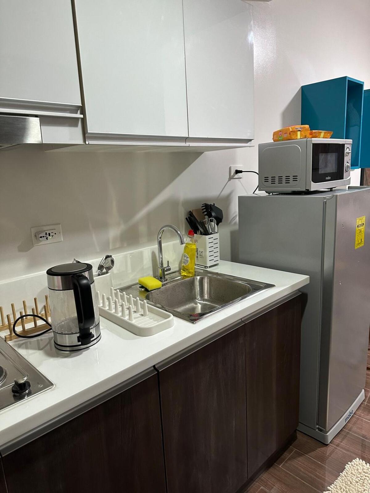 At Air Residences Condo, Ayala Ave Makati Apartment