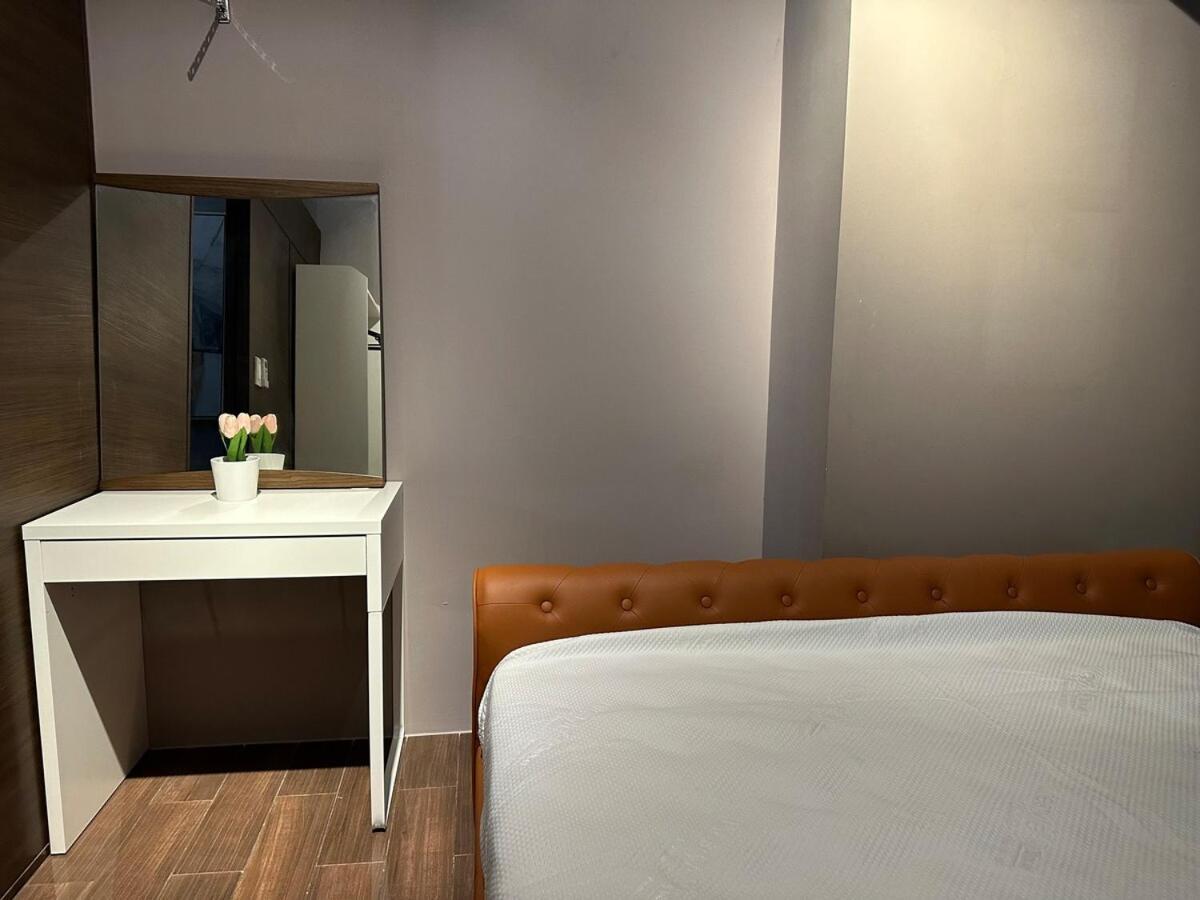 Air Residences Apartment, Ayala Avenue Makati
