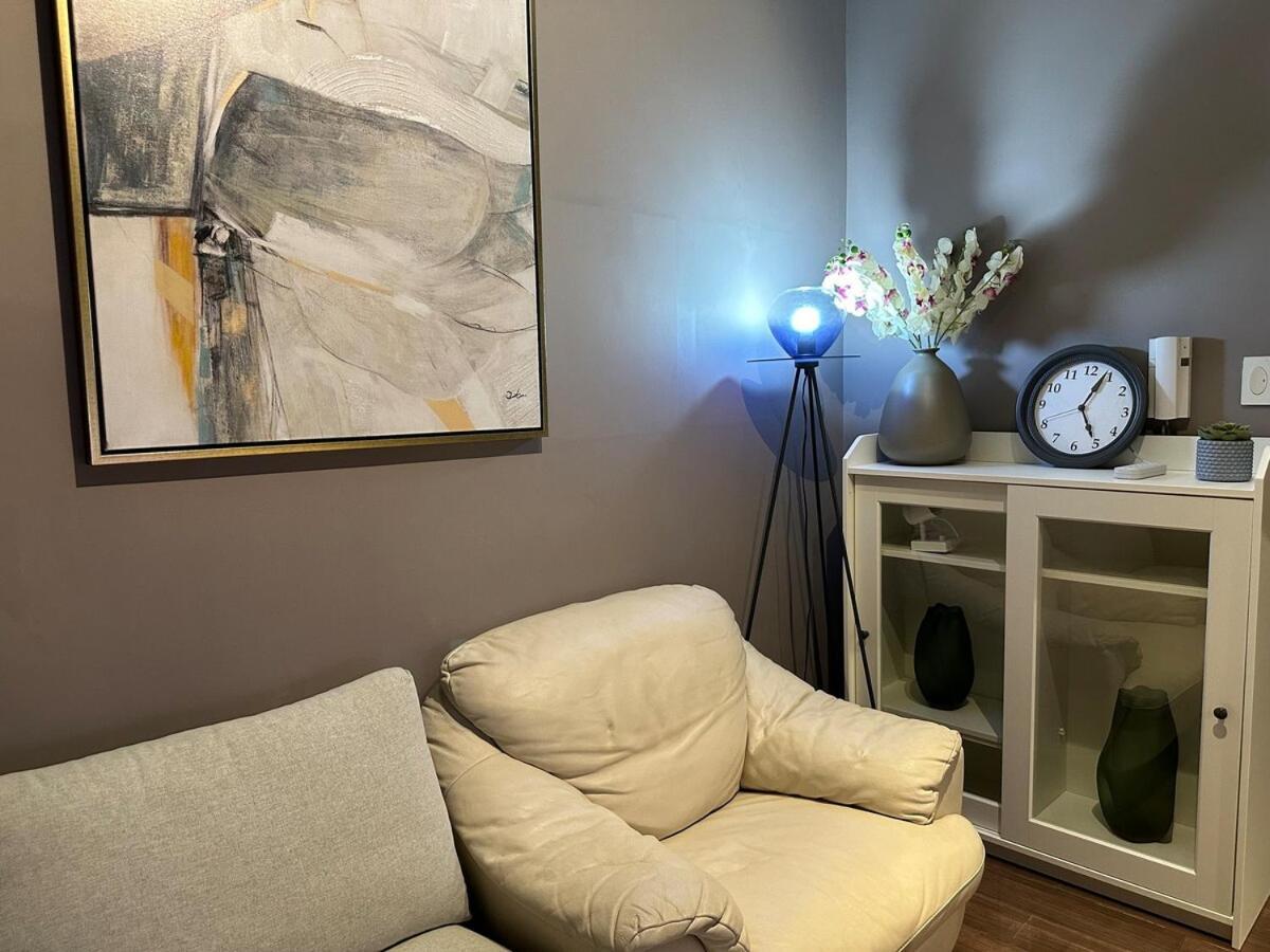 Apartment Air Residences Apartment, Ayala Avenue Makati