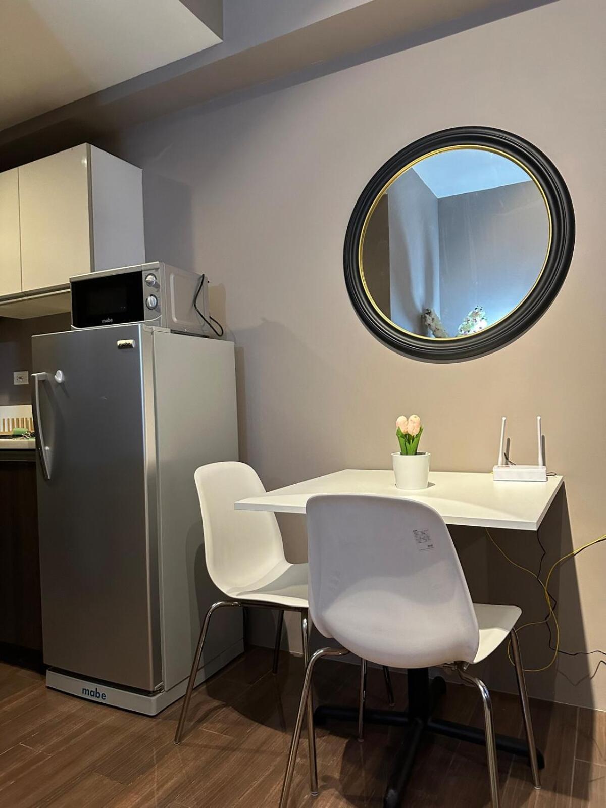 Air Residences Apartment, Ayala Avenue Makati * Manila