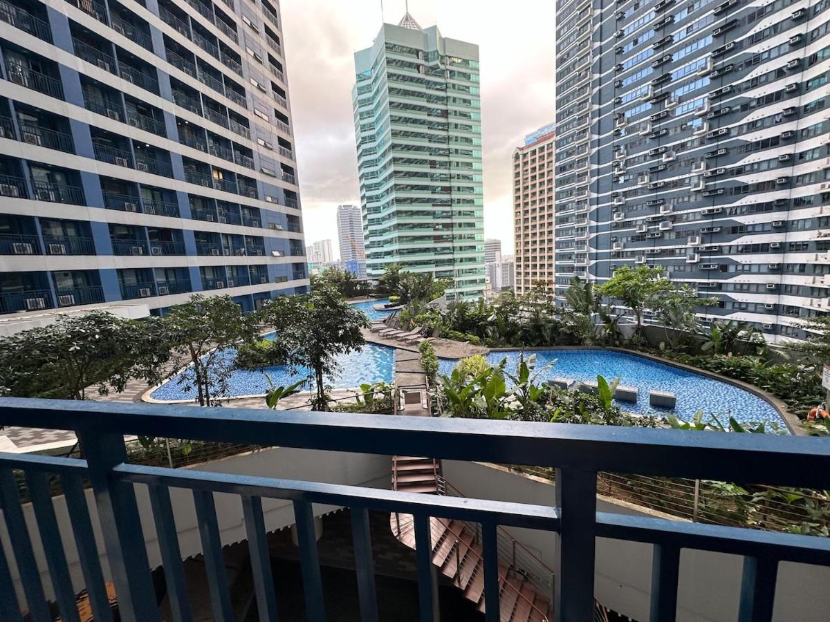 1br Balcony View At Air Residences, Ayala Makati Manila