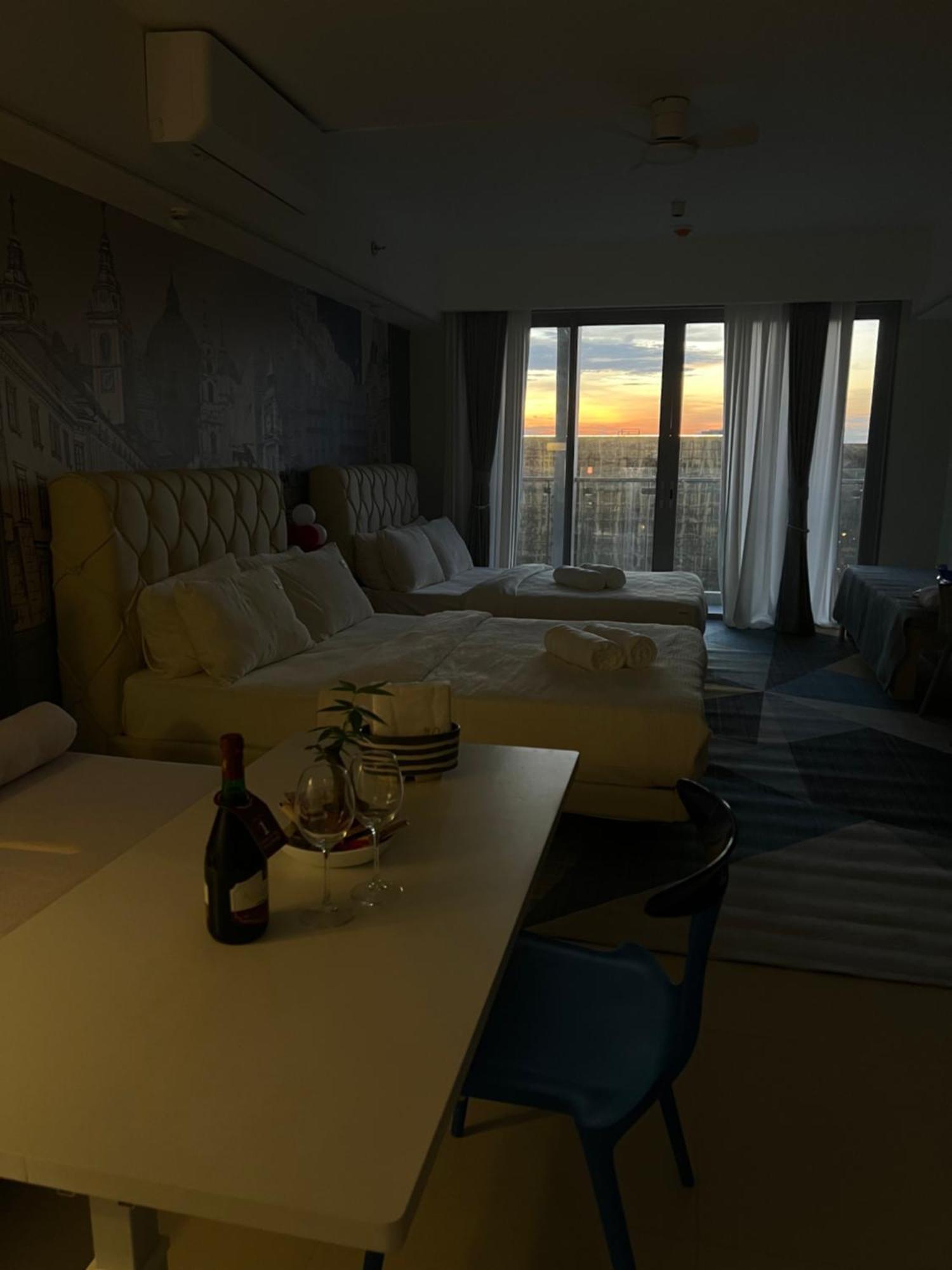 Luxurious European Style Penthouse Modern Ment Cross Of Dreams Okada Solaire Moa Airport *
