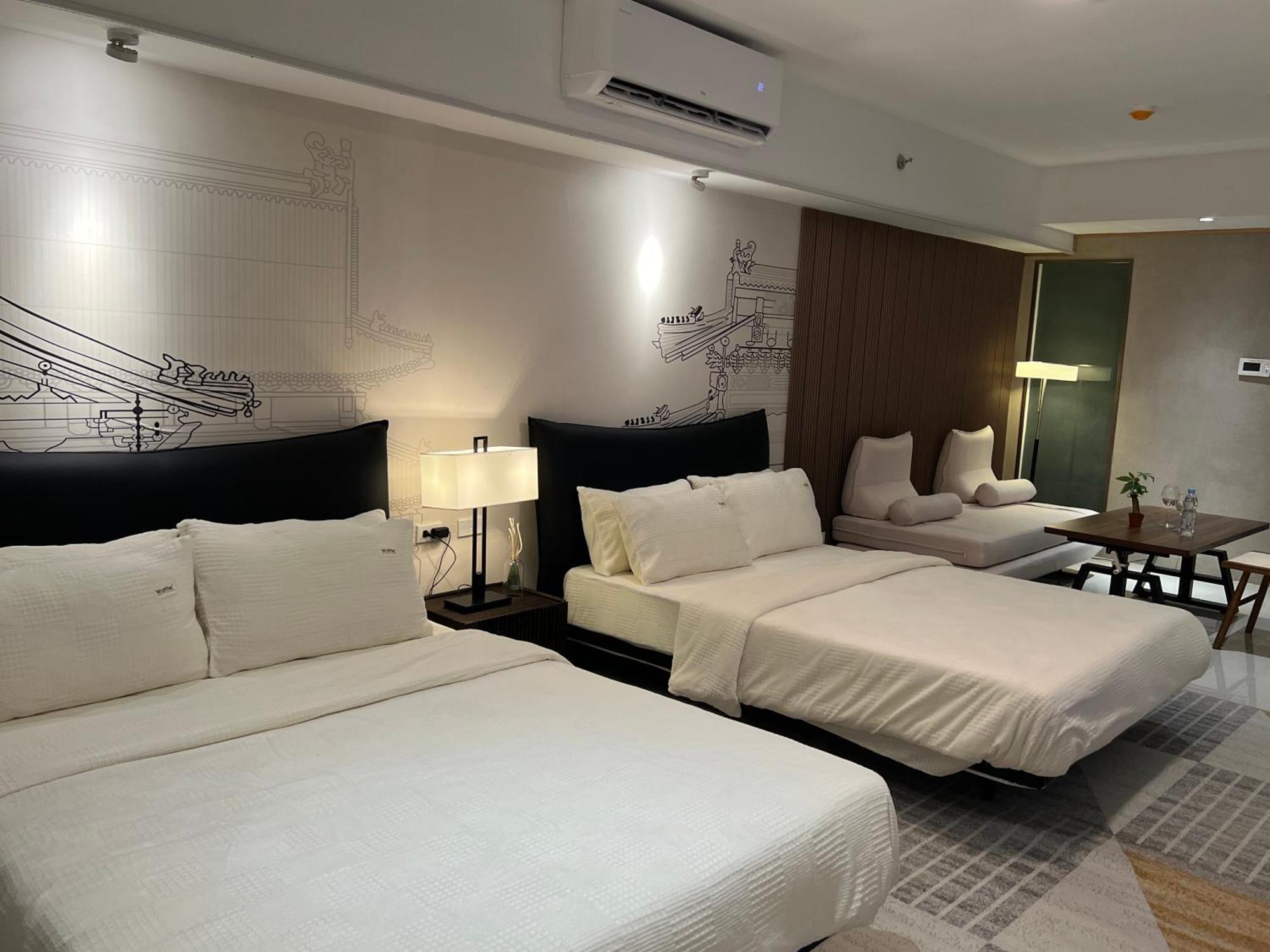 Luxurious European Style Penthouse Modern Ment Cross Of Dreams Okada Solaire Moa Airport Apartment Manila