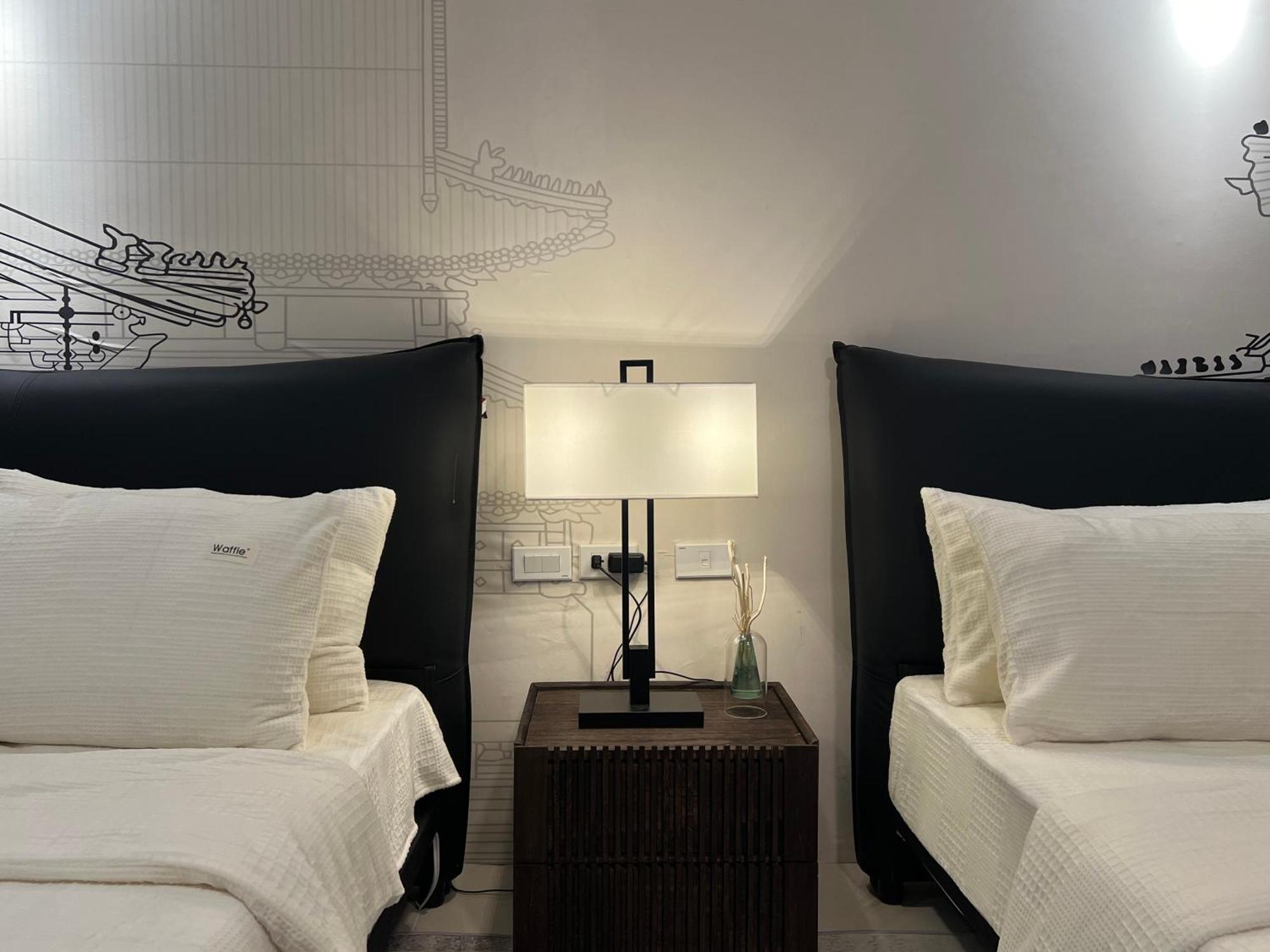 Apartment Luxurious European Style Penthouse Modern Ment Cross Of Dreams Okada Solaire Moa Airport