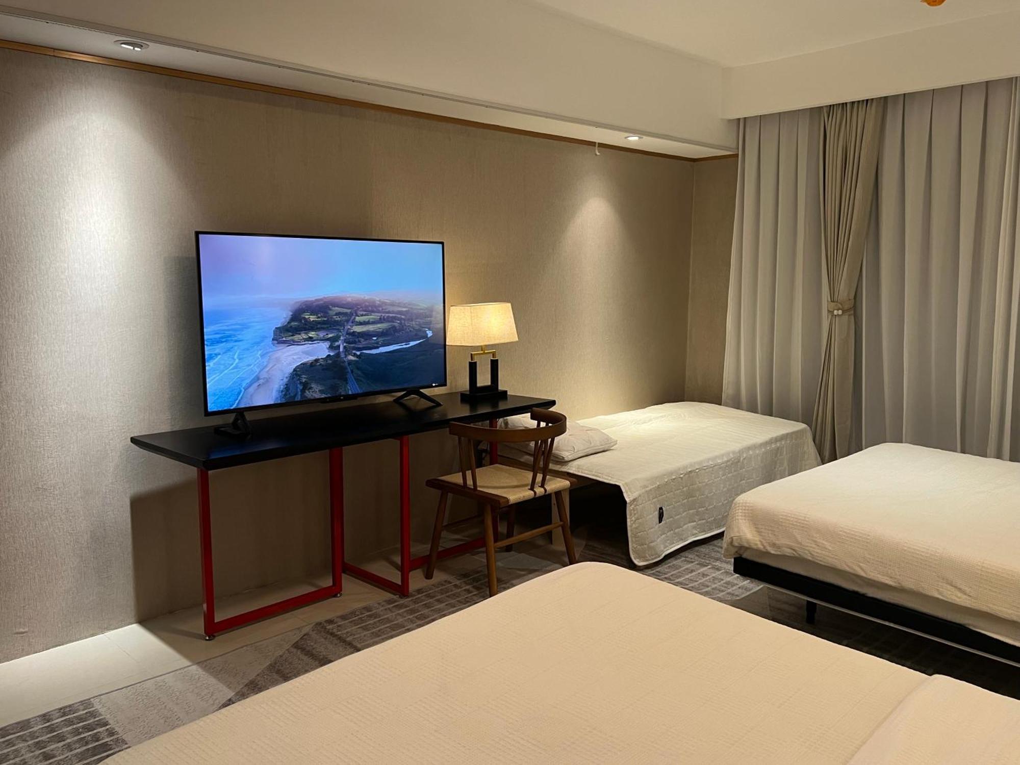 Luxurious European Style Penthouse Modern Ment Cross Of Dreams Okada Solaire Moa Airport Apartment