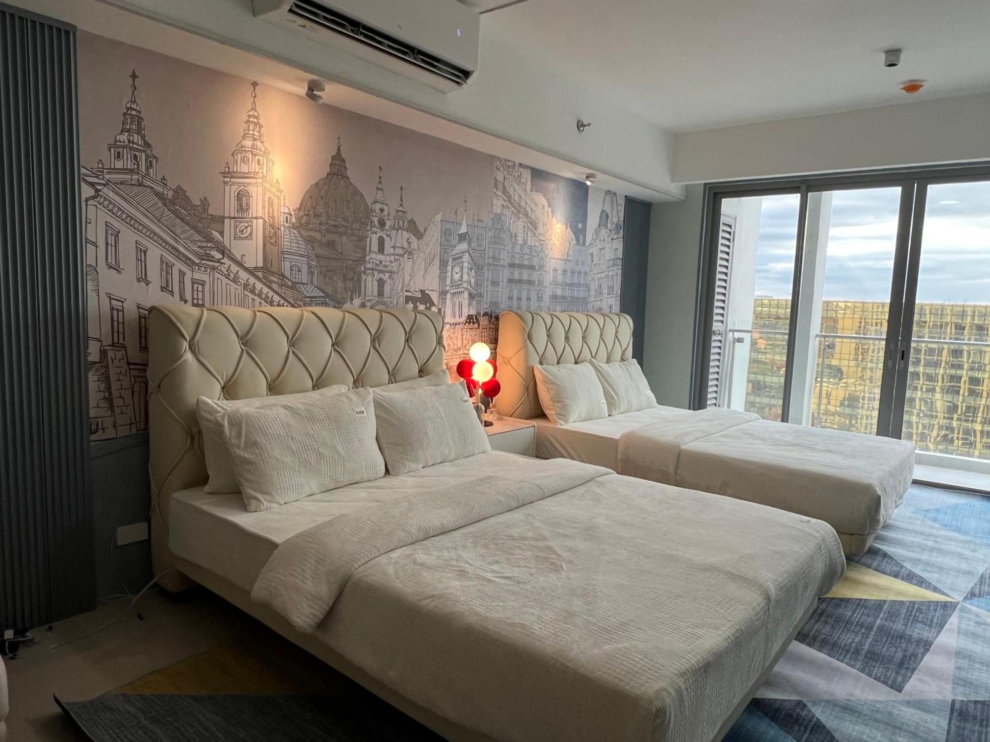 Luxurious European Style Penthouse Modern Ment Cross Of Dreams Okada Solaire Moa Airport Manila