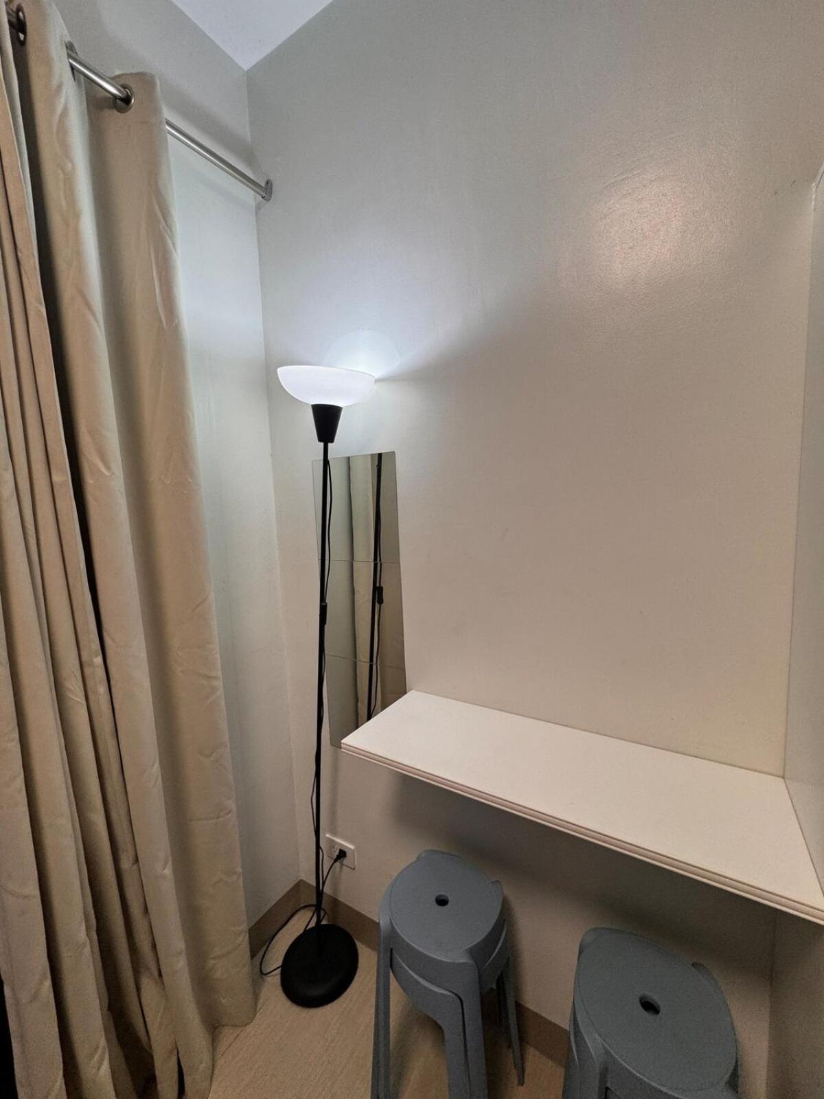 Iris Apartment *