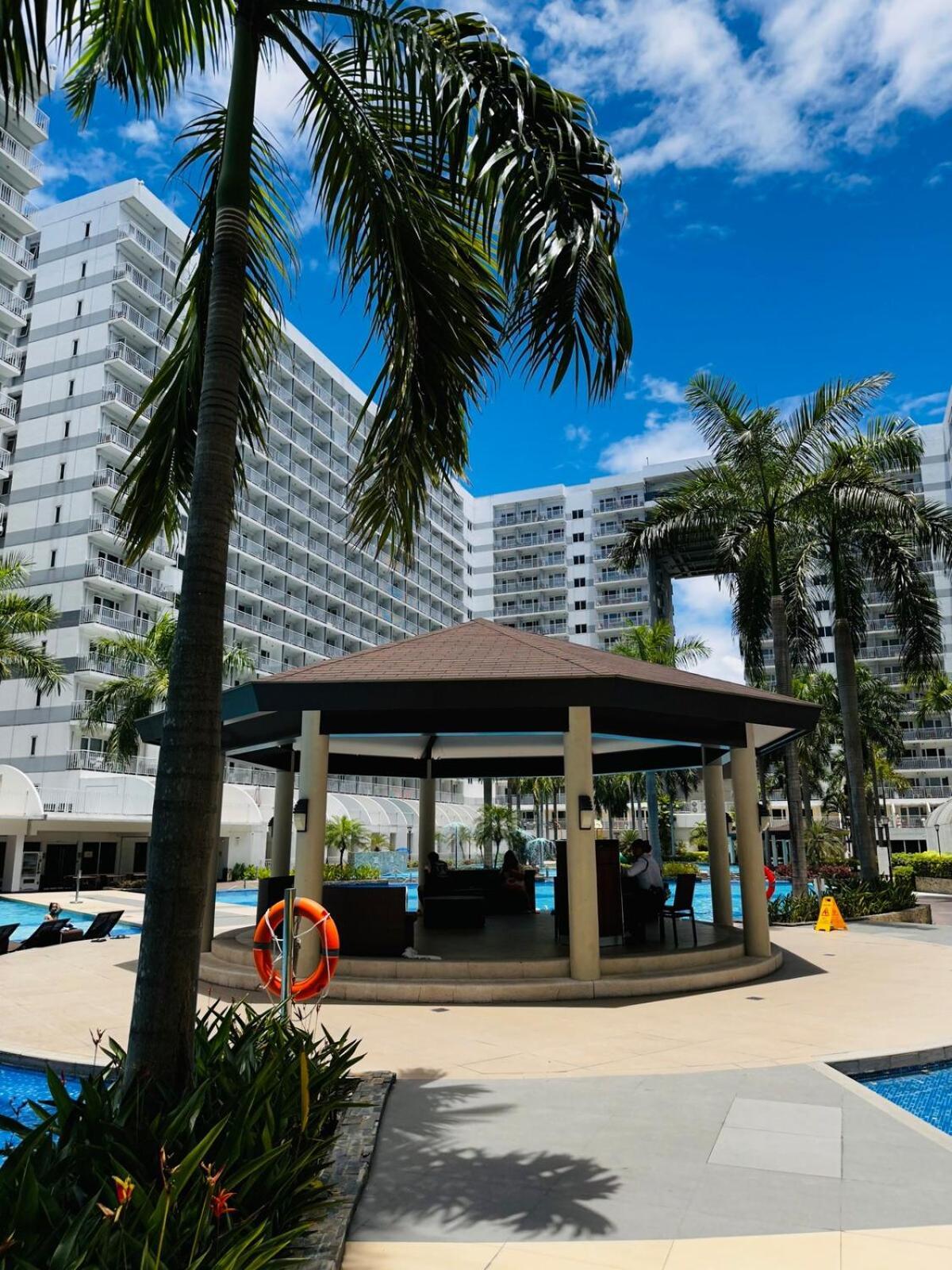 1544a Near Moa And Airport Poolview Balcony *