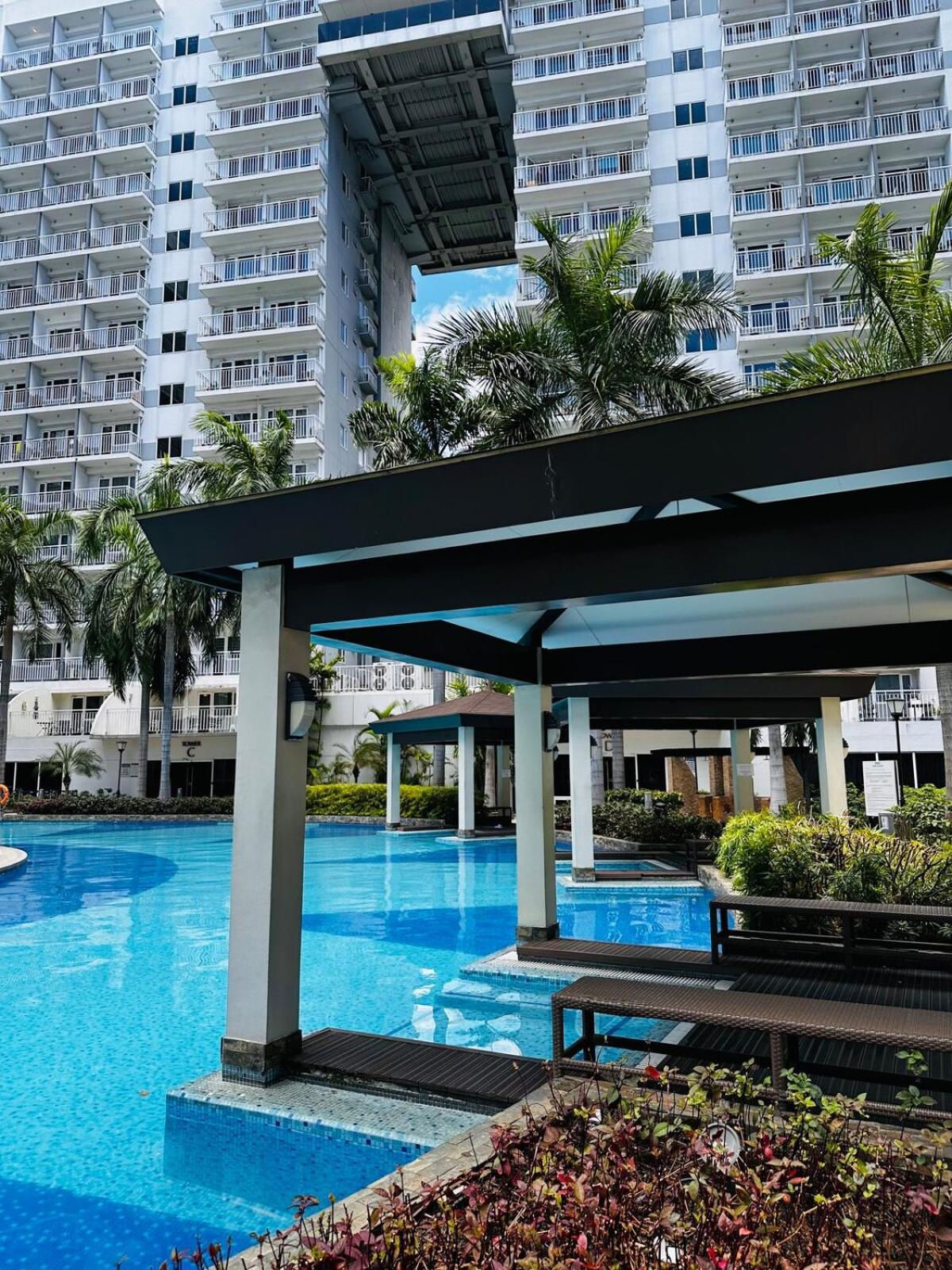 Apartment 1544a Near Moa And Airport Poolview Balcony