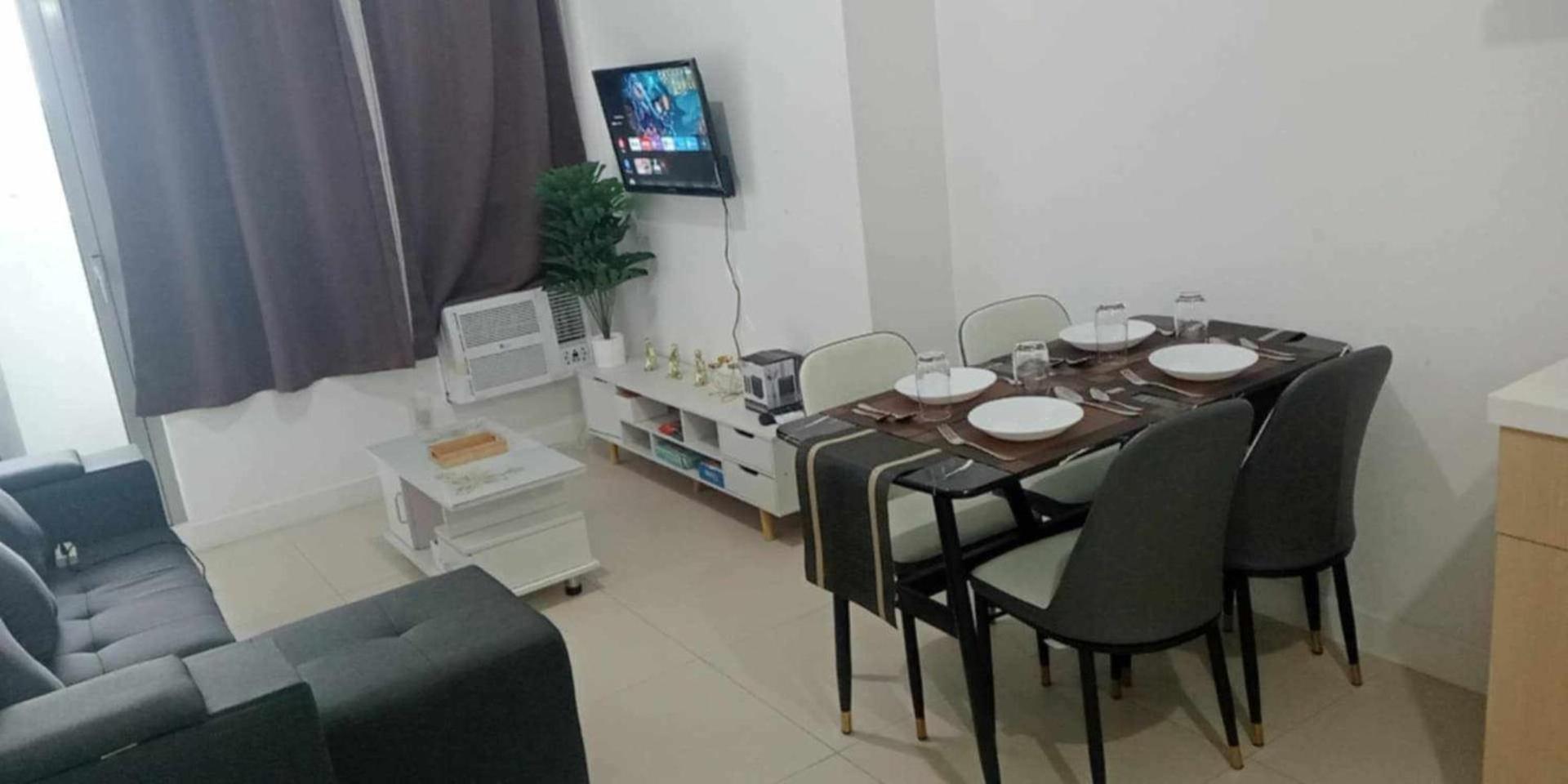 Commonwealth Residences Combine 2 Units Apartment *