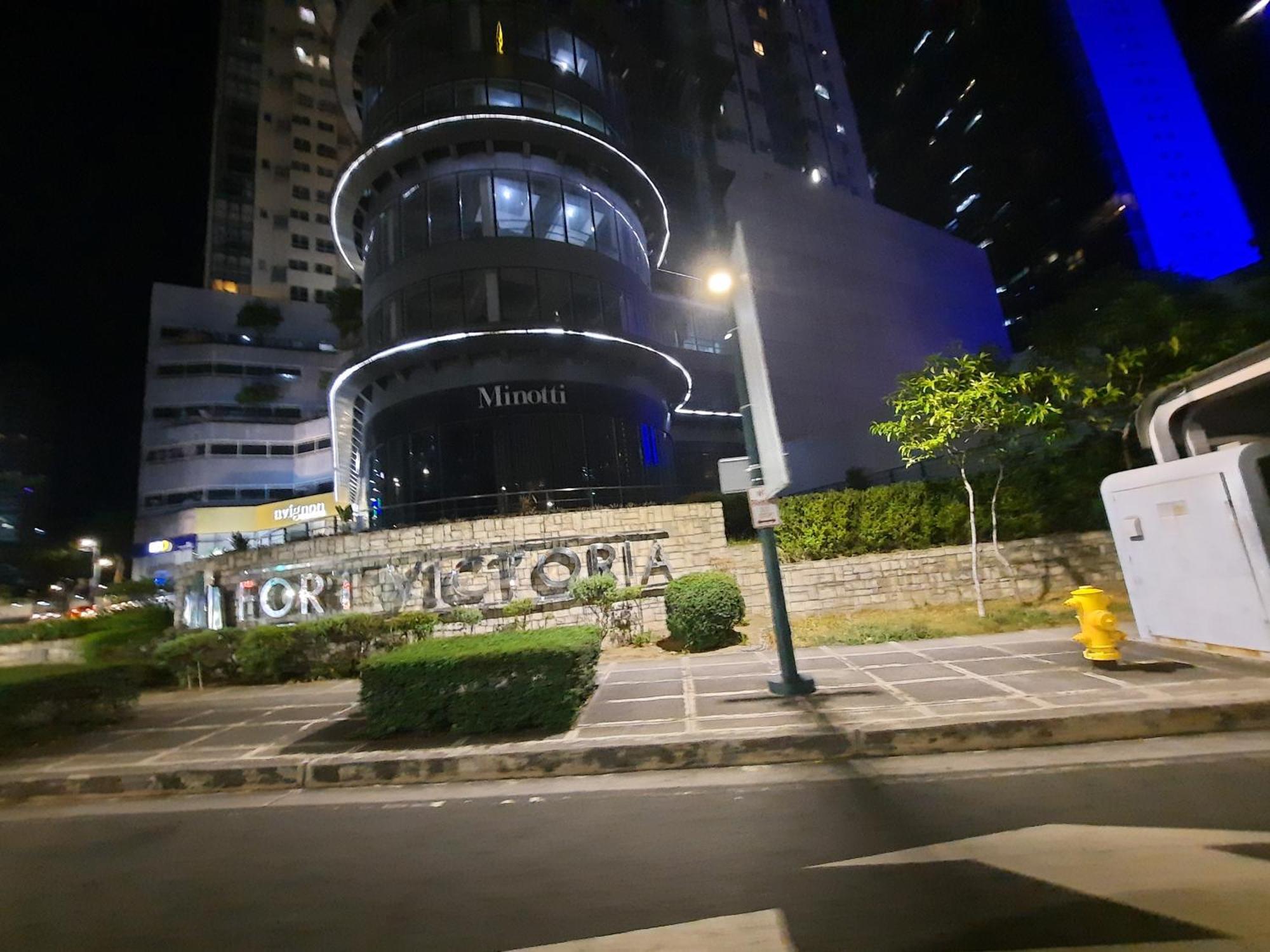L1 Staycation In Bonifacio Global Manila