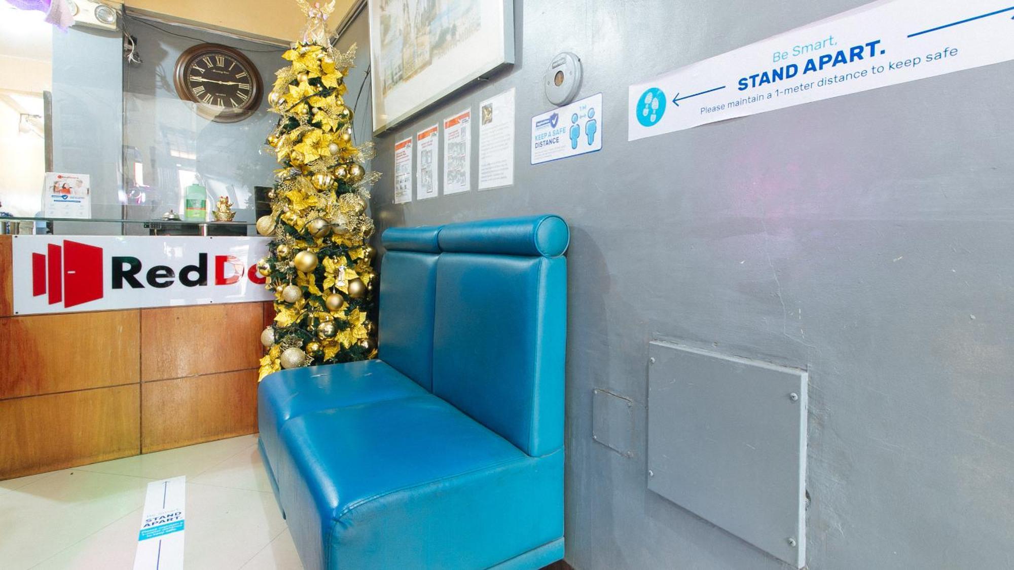 Hotel Reddoorz At V-cat Apartelle Sampaloc