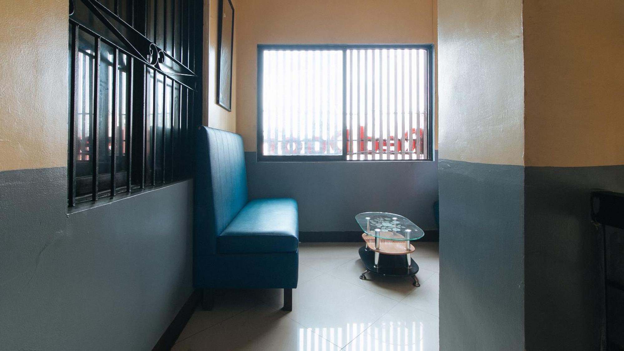 Hotel Reddoorz At V-cat Apartelle Sampaloc Manila