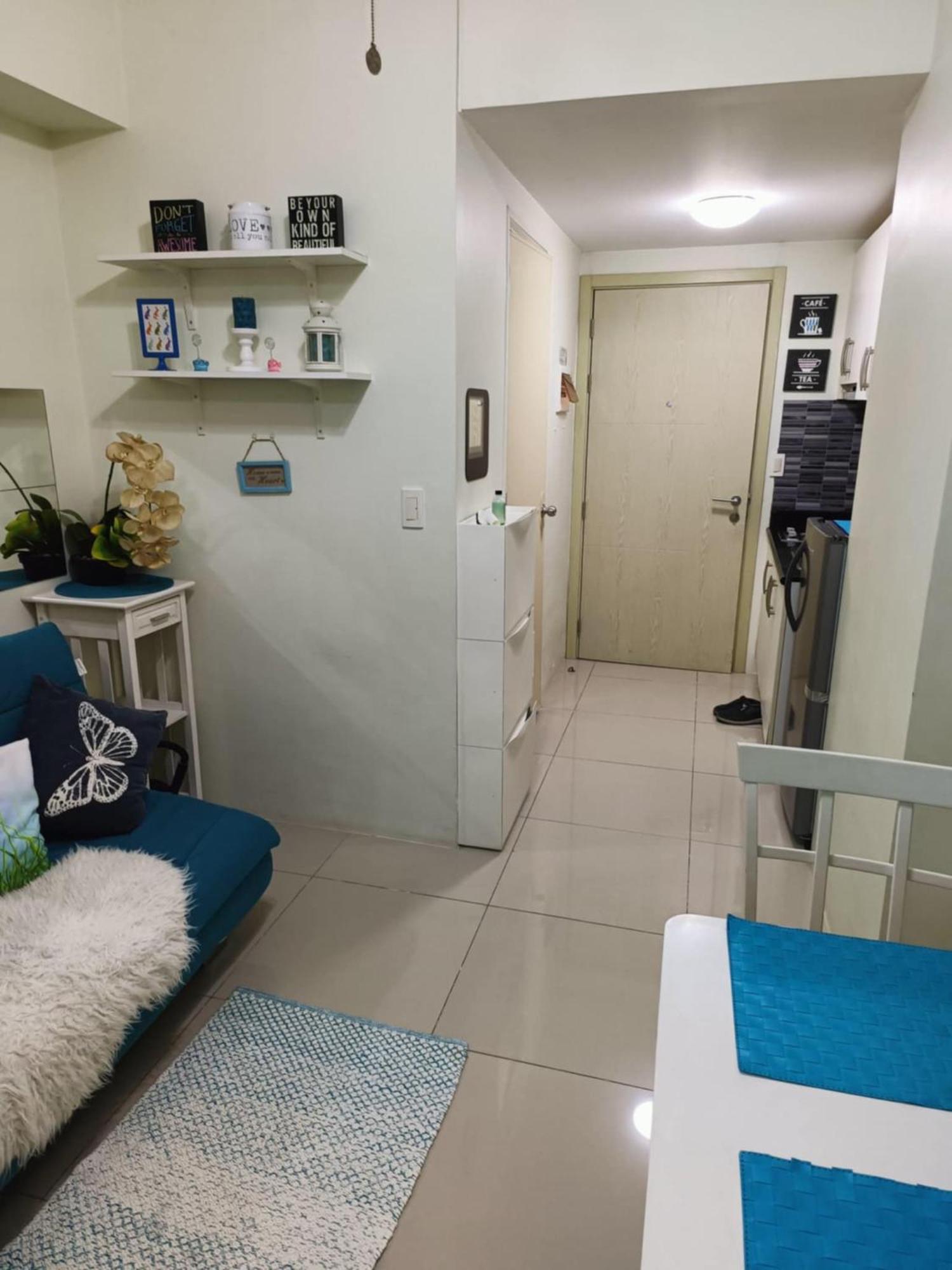 Apartment Homey 1 Bedroom With Blacony And Wifi Manila