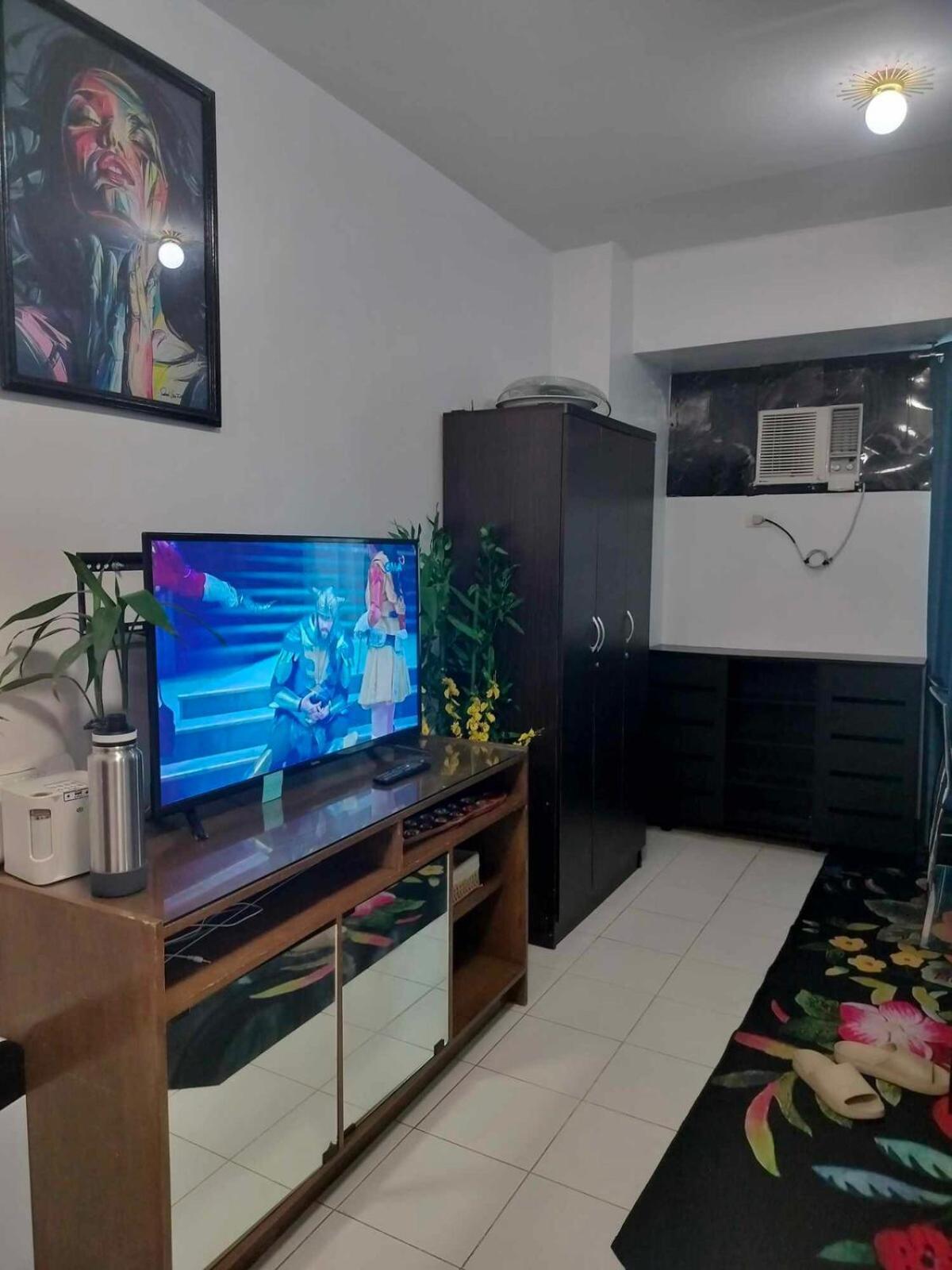 Apartment 7th Floor Type Unit With View Manila