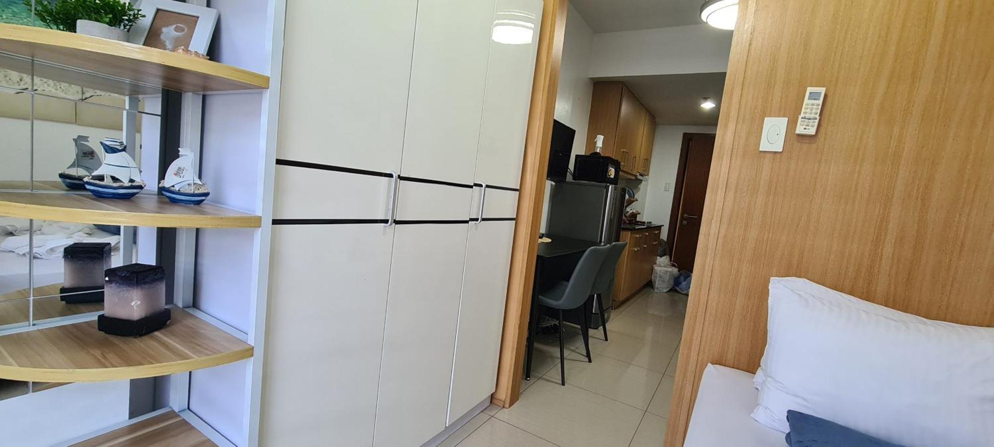 Apartment Condodeal At Shell Residences Mall Of