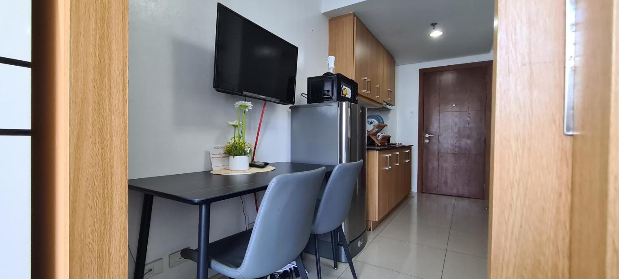 Condodeal At Shell Residences Mall Of Apartment Manila