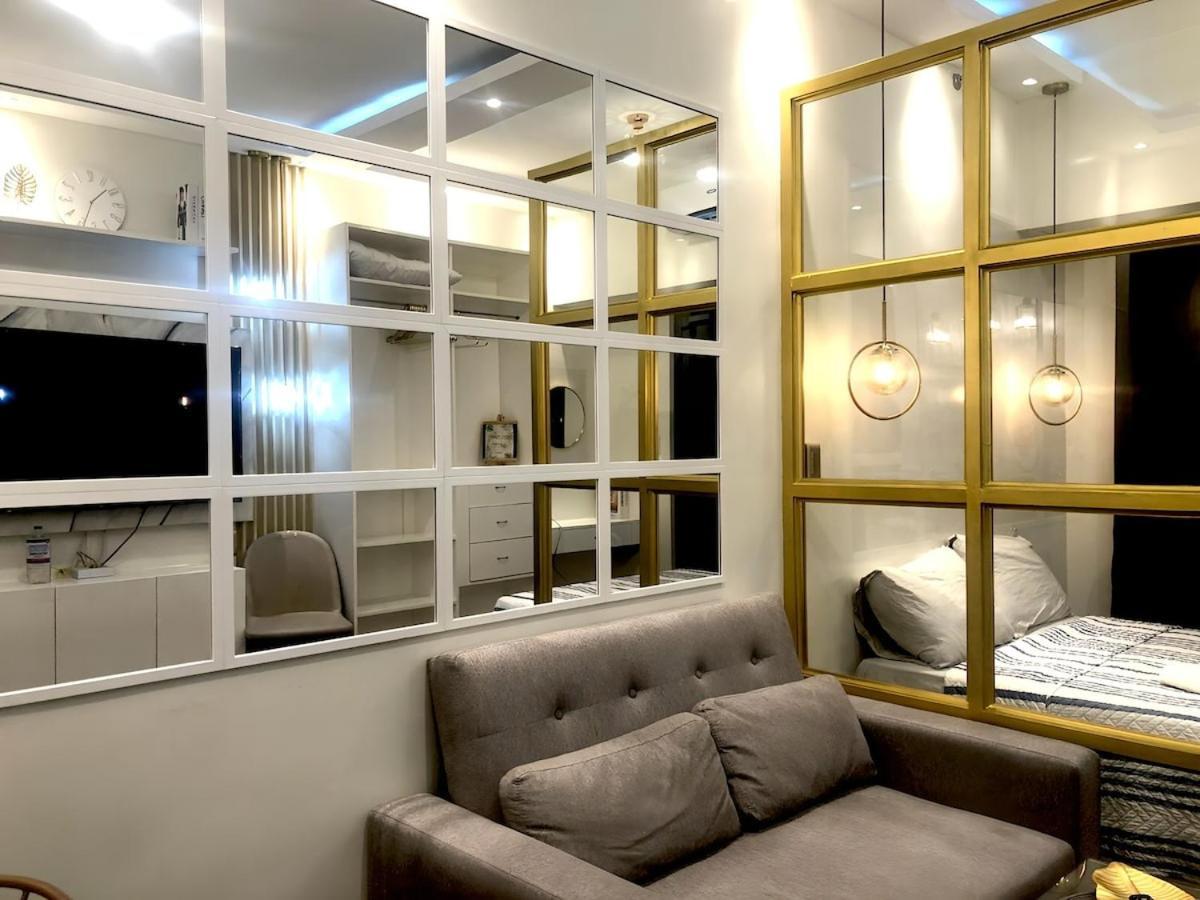 In Luxury At Air Residences Makati Apartment