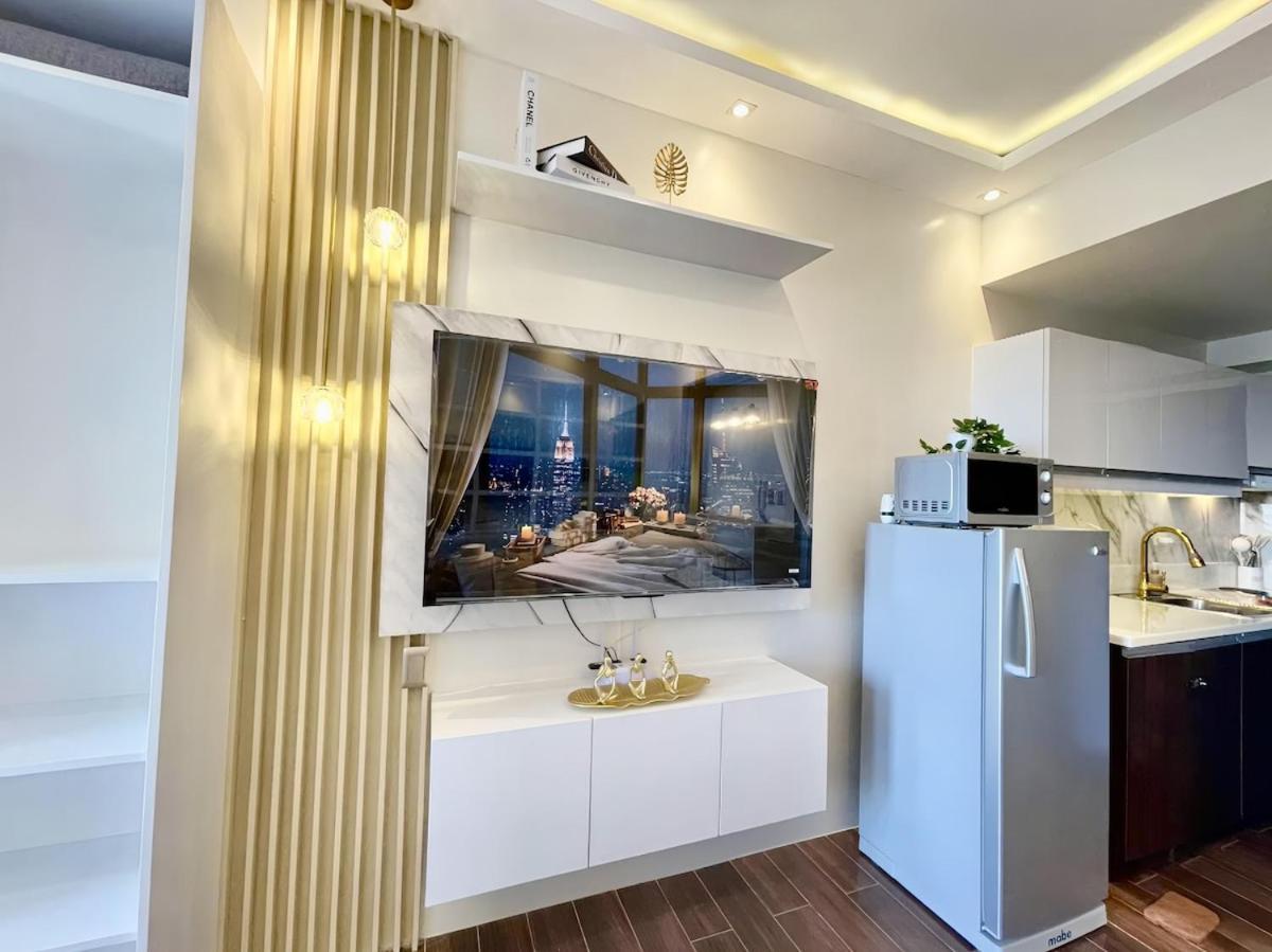 In Luxury At Air Residences Makati