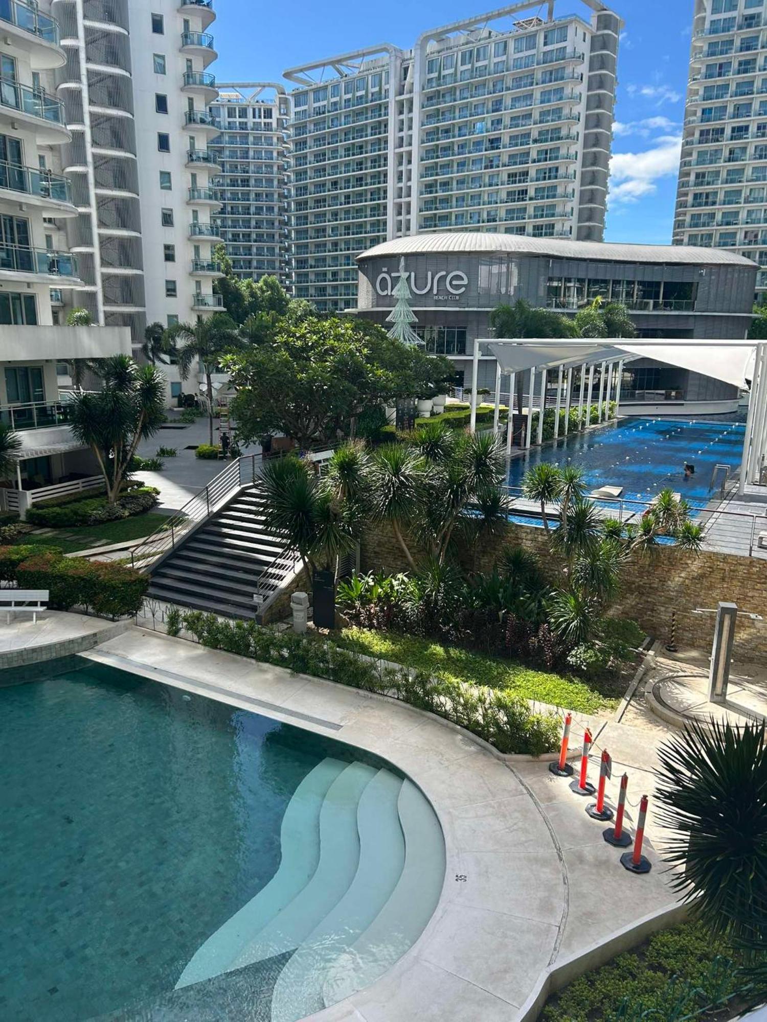 Azure South Urban Near Airport Apartment Manila