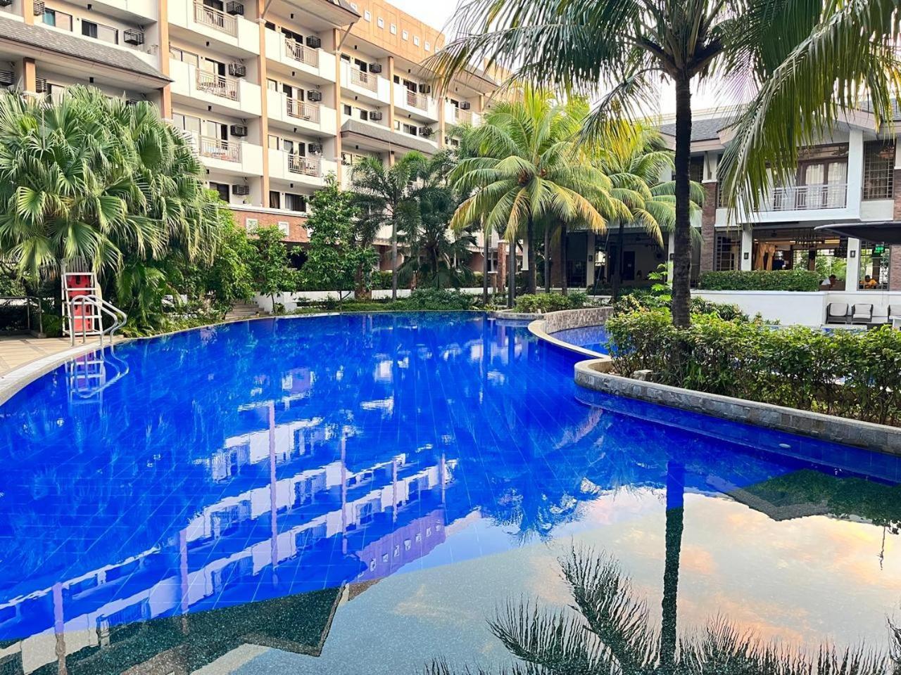 Siena Park By Casa Stellar Bicutan Paranaque Apartment *