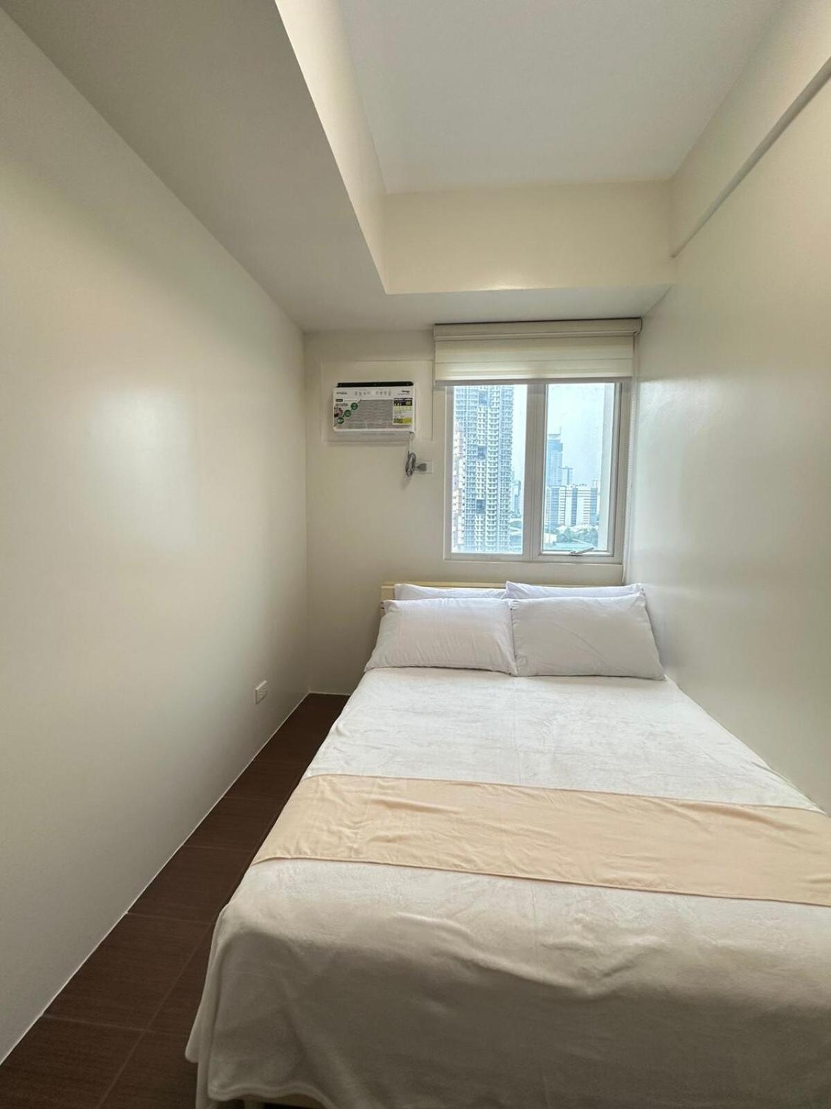 Welcome To Jade Place At Pioneer Woodlands Apartment *