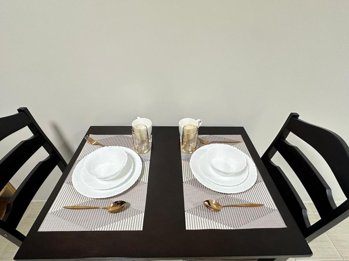 Welcome To Jade Place At Pioneer Woodlands * Manila