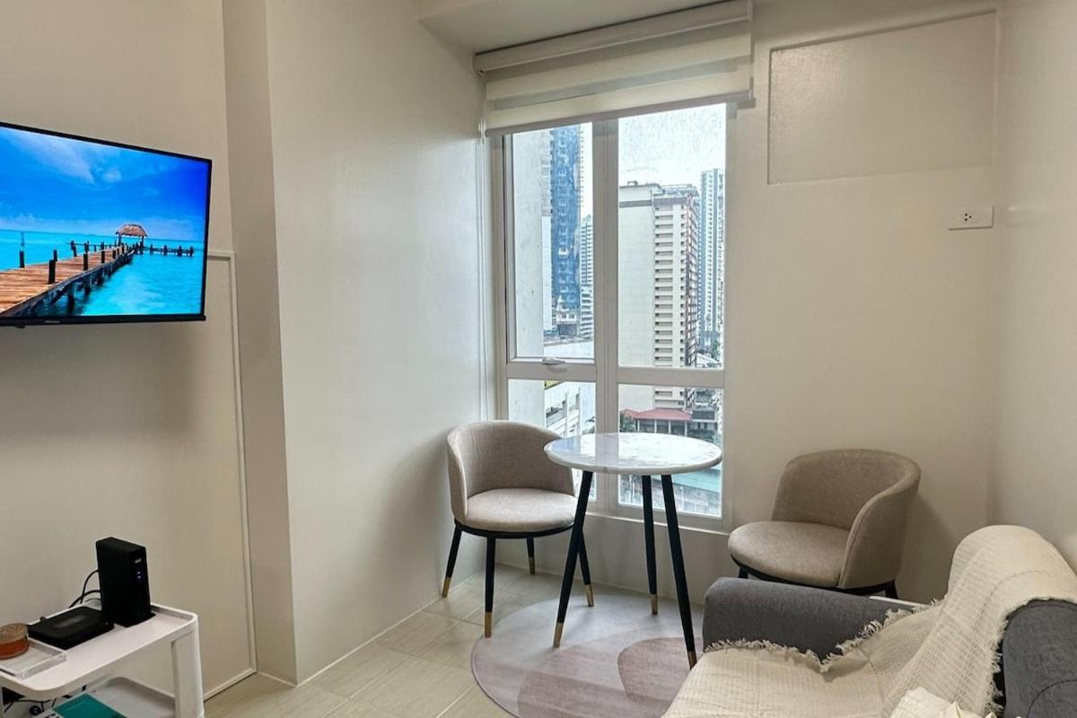 Welcome To Jade Place At Pioneer Woodlands