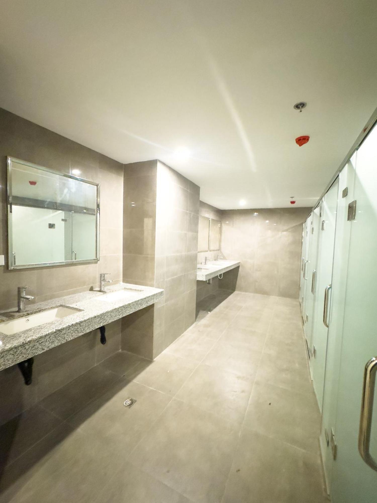 Luxurious Modern Penthouse 2br Cross Of Dreams Okada Solaire Moa Airports Apartment Manila