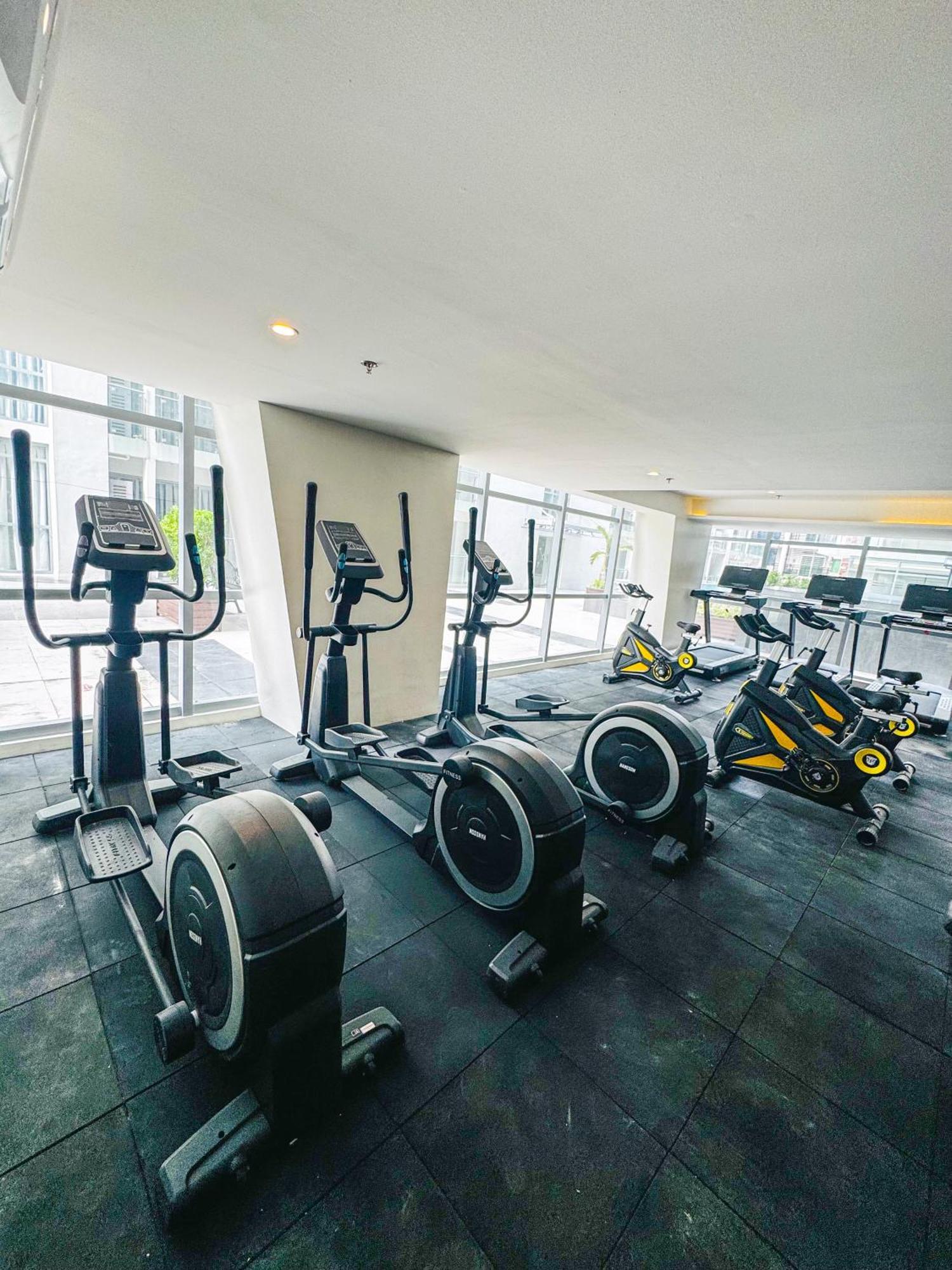 Luxurious Modern Penthouse 2br Cross Of Dreams Okada Solaire Moa Airports *