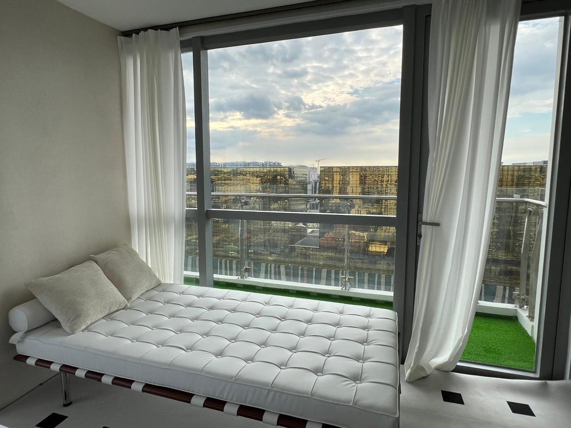 Apartment Luxurious Modern Penthouse 2br Cross Of Dreams Okada Solaire Moa Airports *