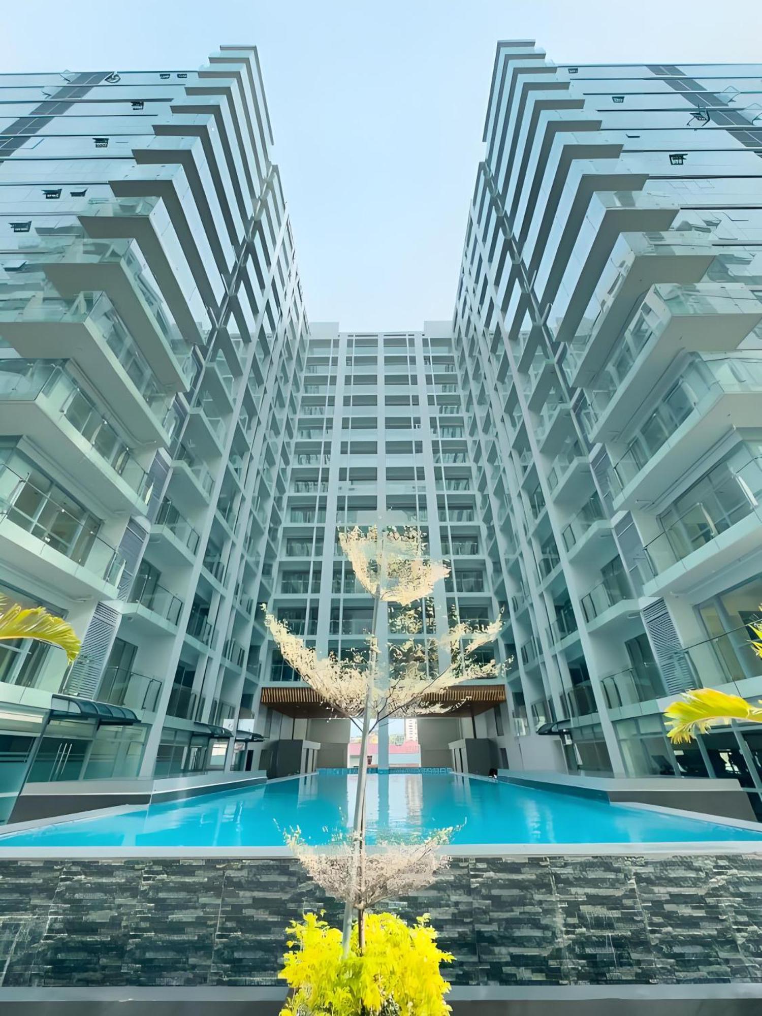 Apartment Luxurious Modern Penthouse 2br Cross Of Dreams Okada Solaire Moa Airports