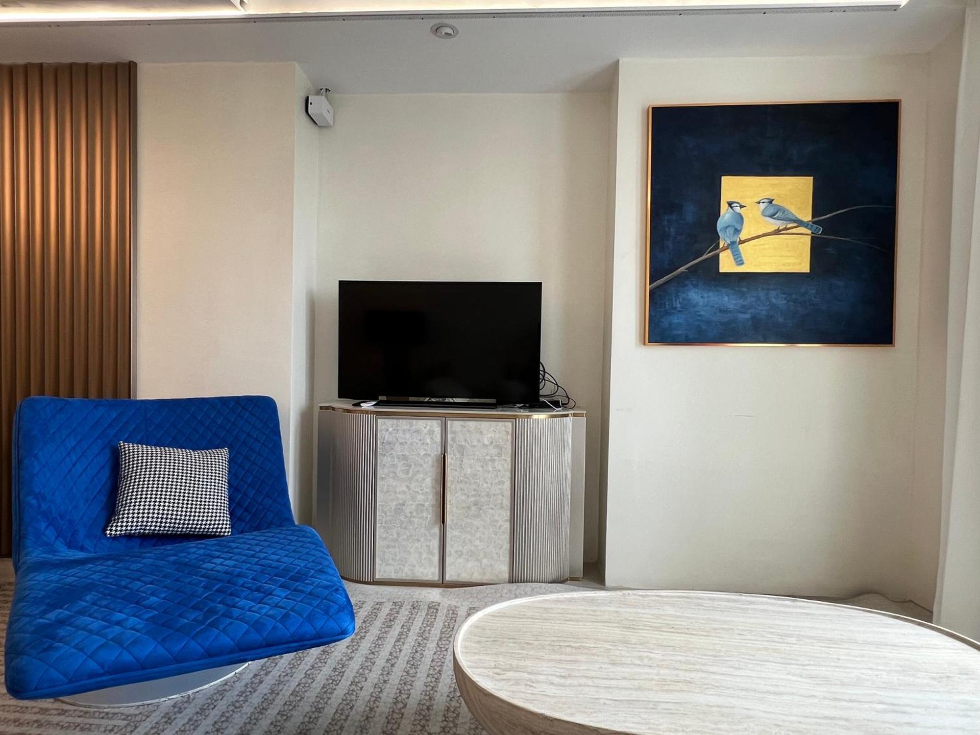 Apartment Luxurious Modern Penthouse 2br Cross Of Dreams Okada Solaire Moa Airports *