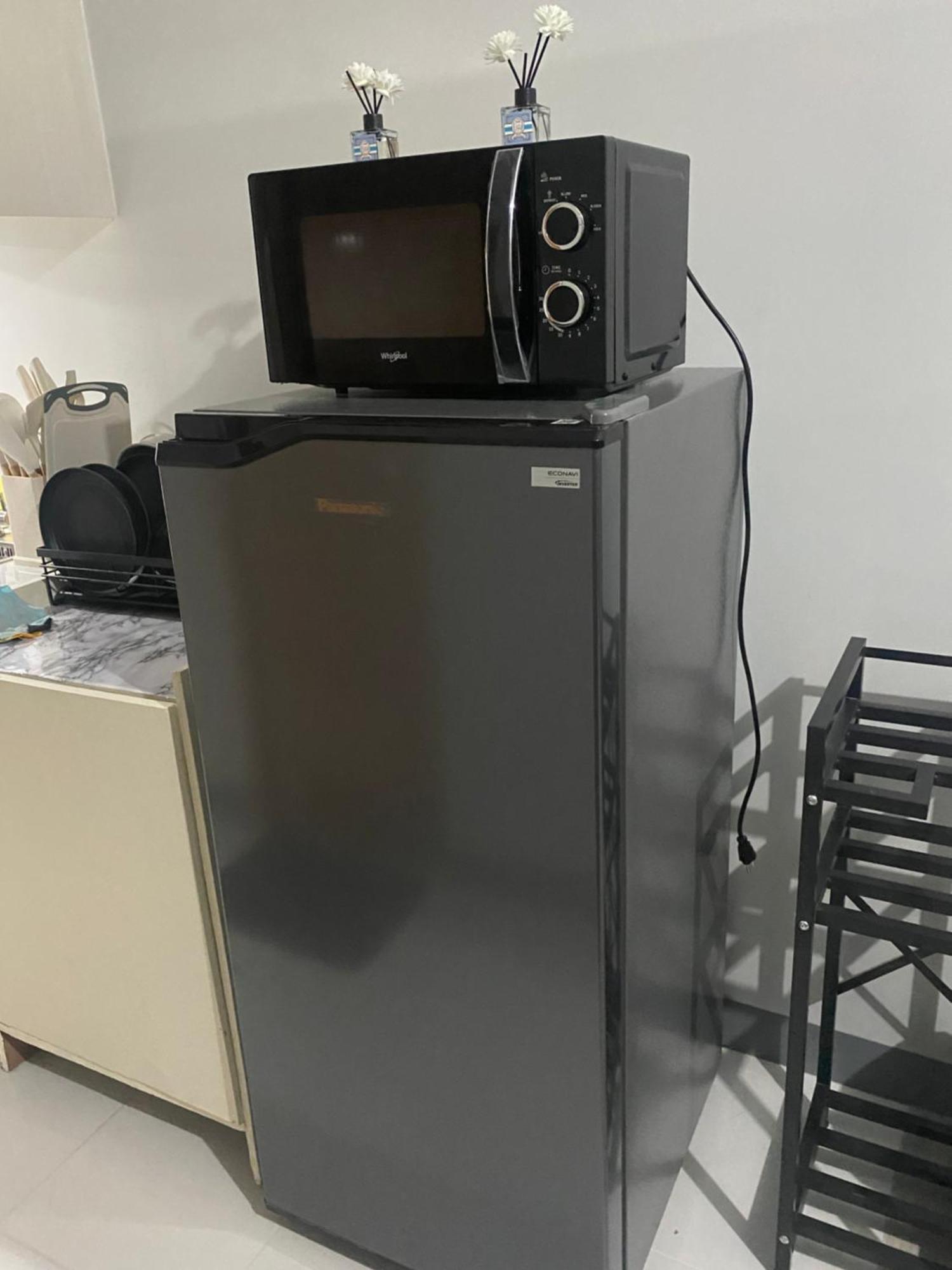Apartment Spacious At Fairview Quezon With Very Fast Wifi Infront Of Sm *