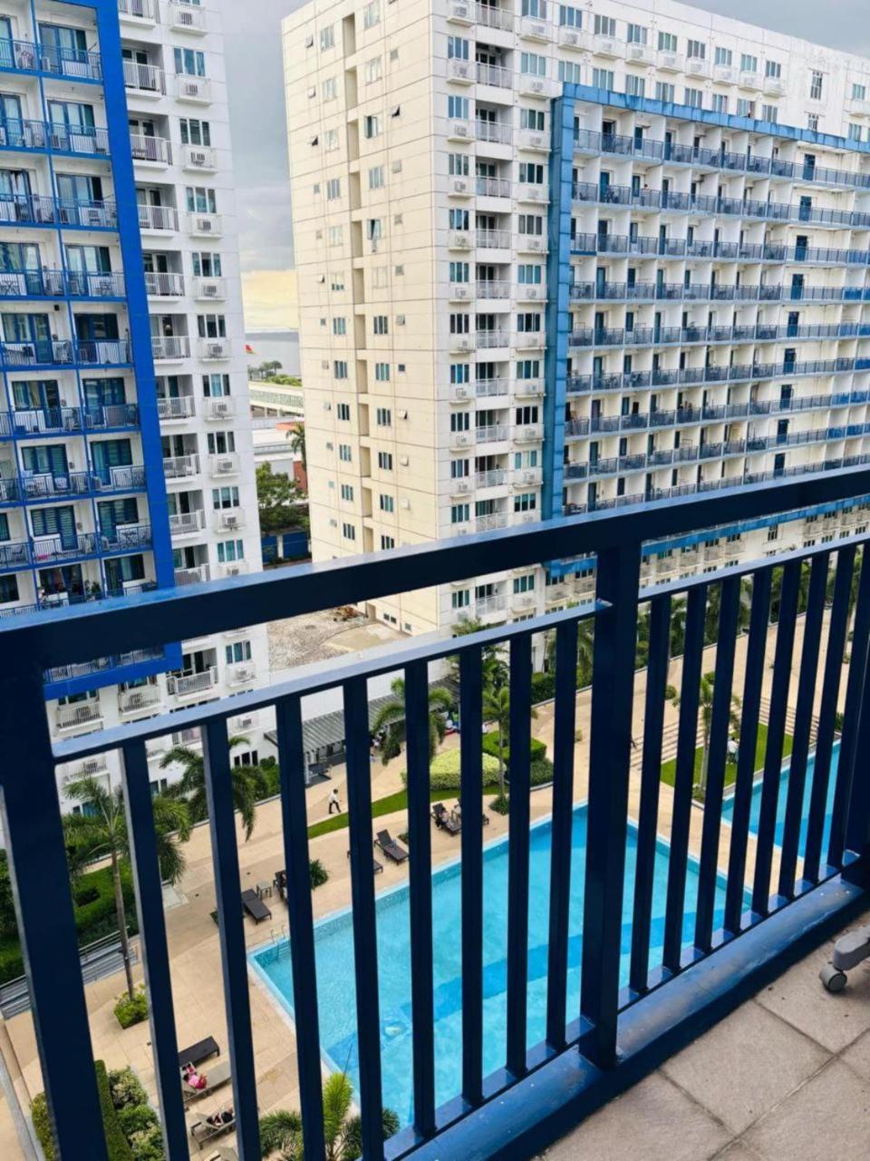 Flores Place At Sea Residences Moa