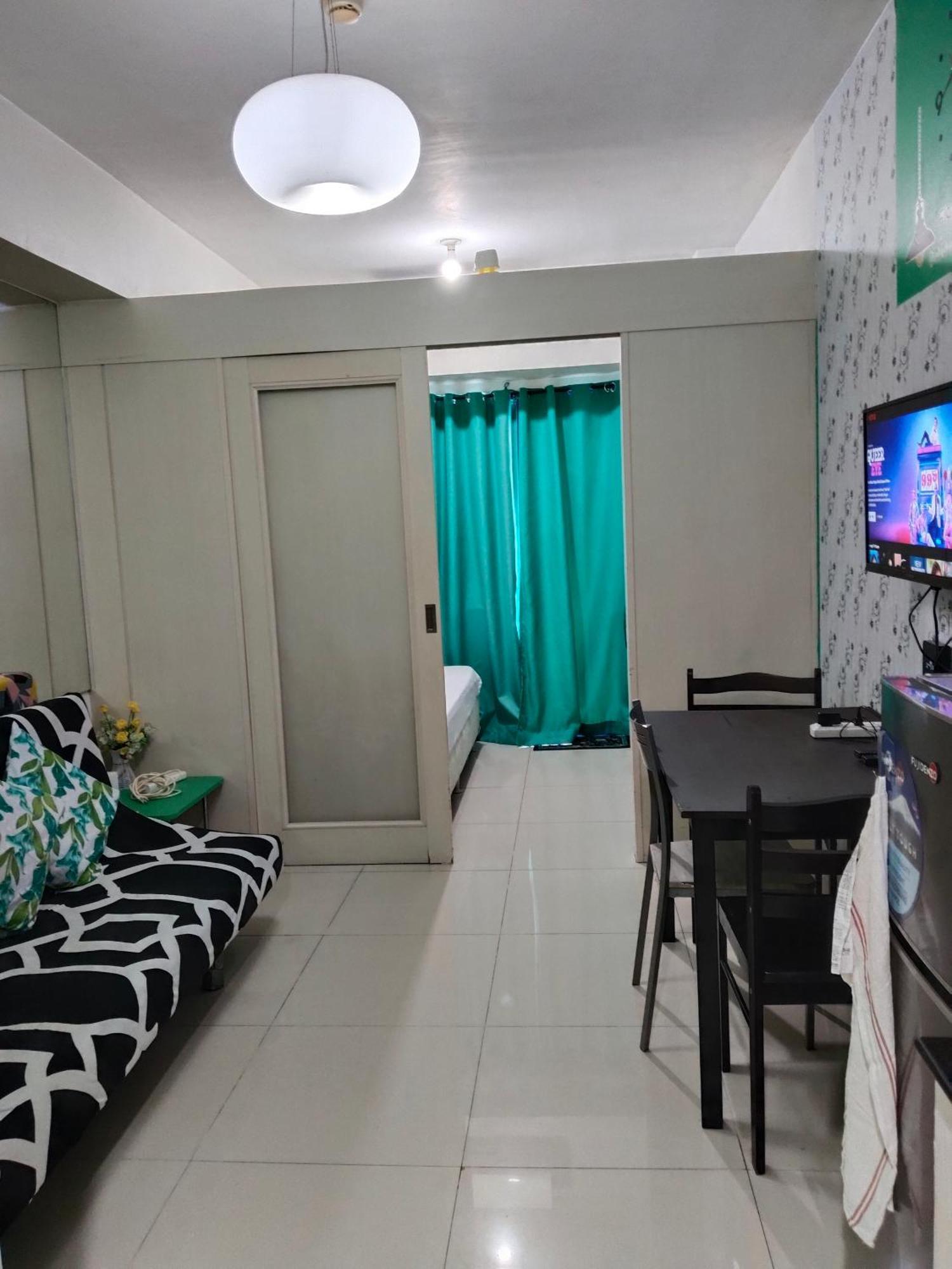Apartment Sea Residences Moa Complex By Mj Manila