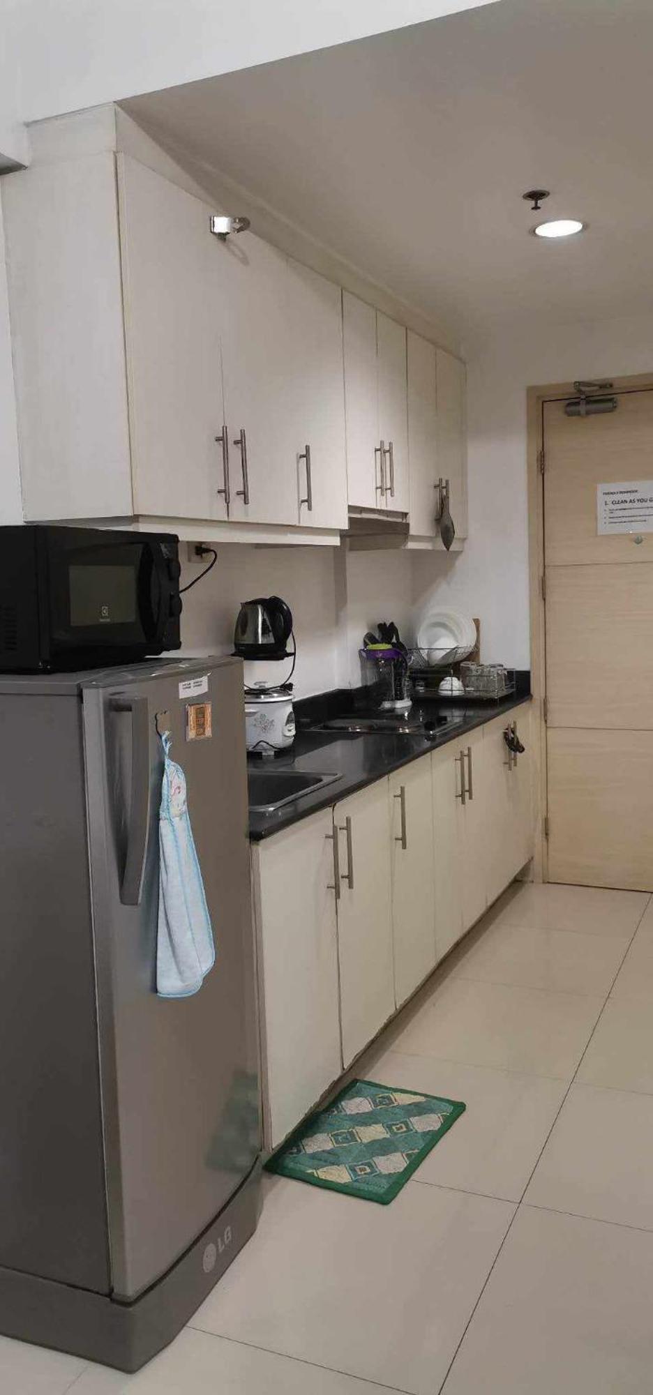 Sea Residences Moa Complex By Mj Apartment Manila