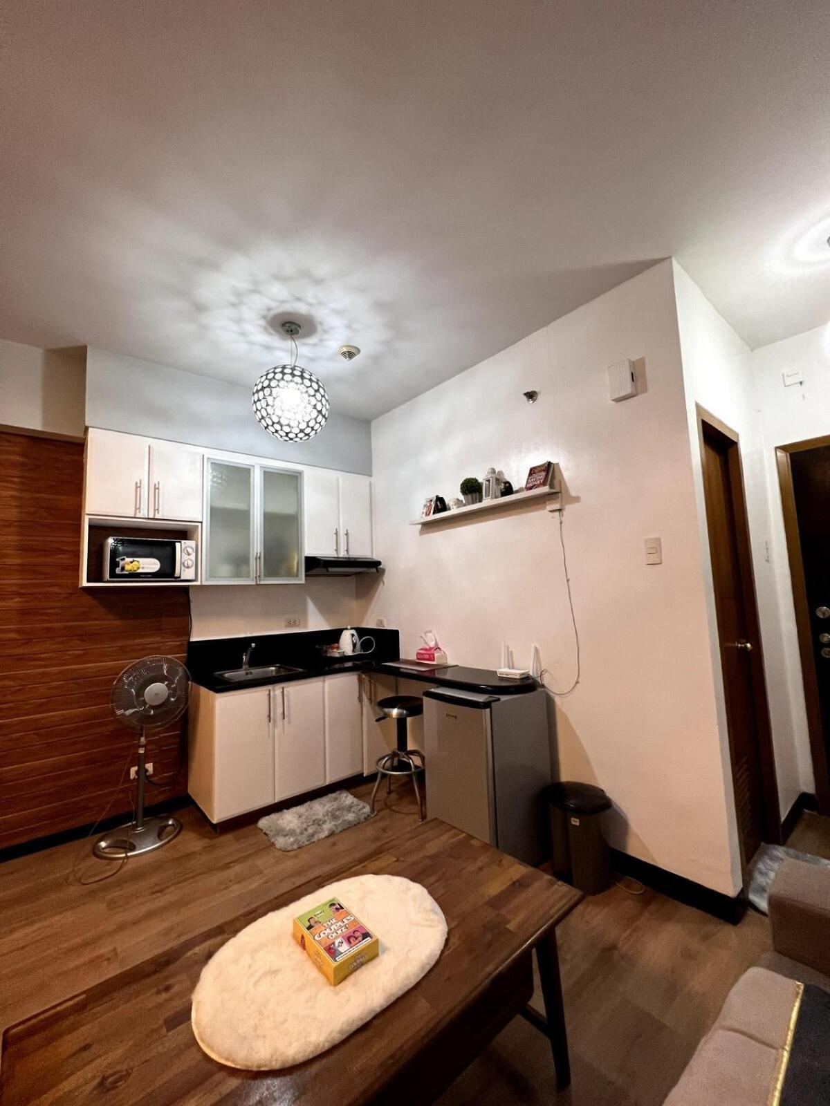 Apartment Mckinley Taguig Staycation *