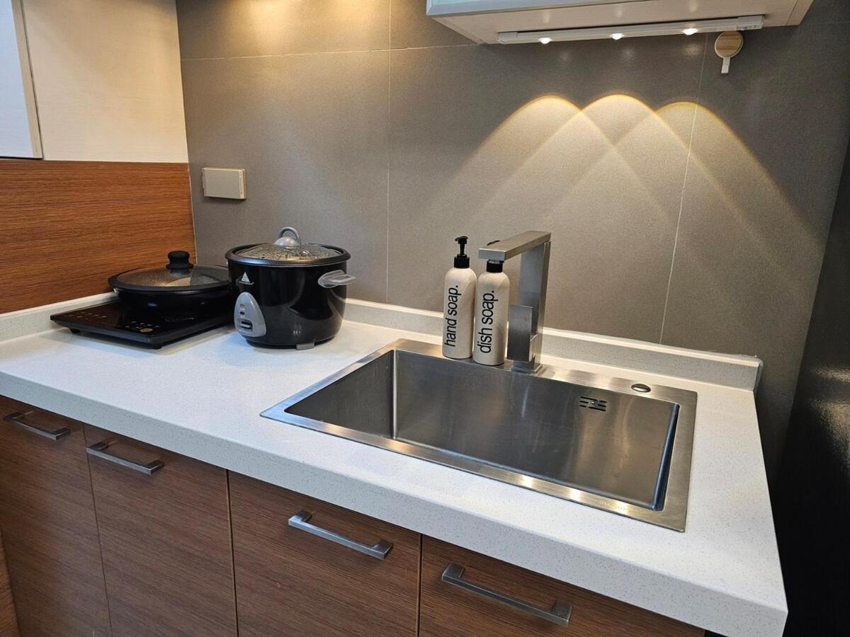Apartment In Mandaluyong With Free Wifi And Netflix Manila