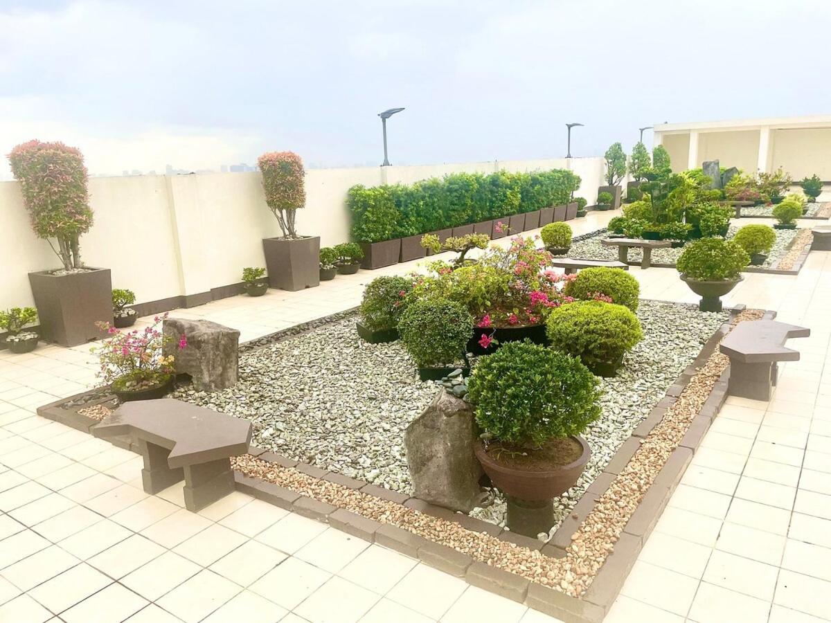 Self Check-in Private Flat In Tomas Morato Manila