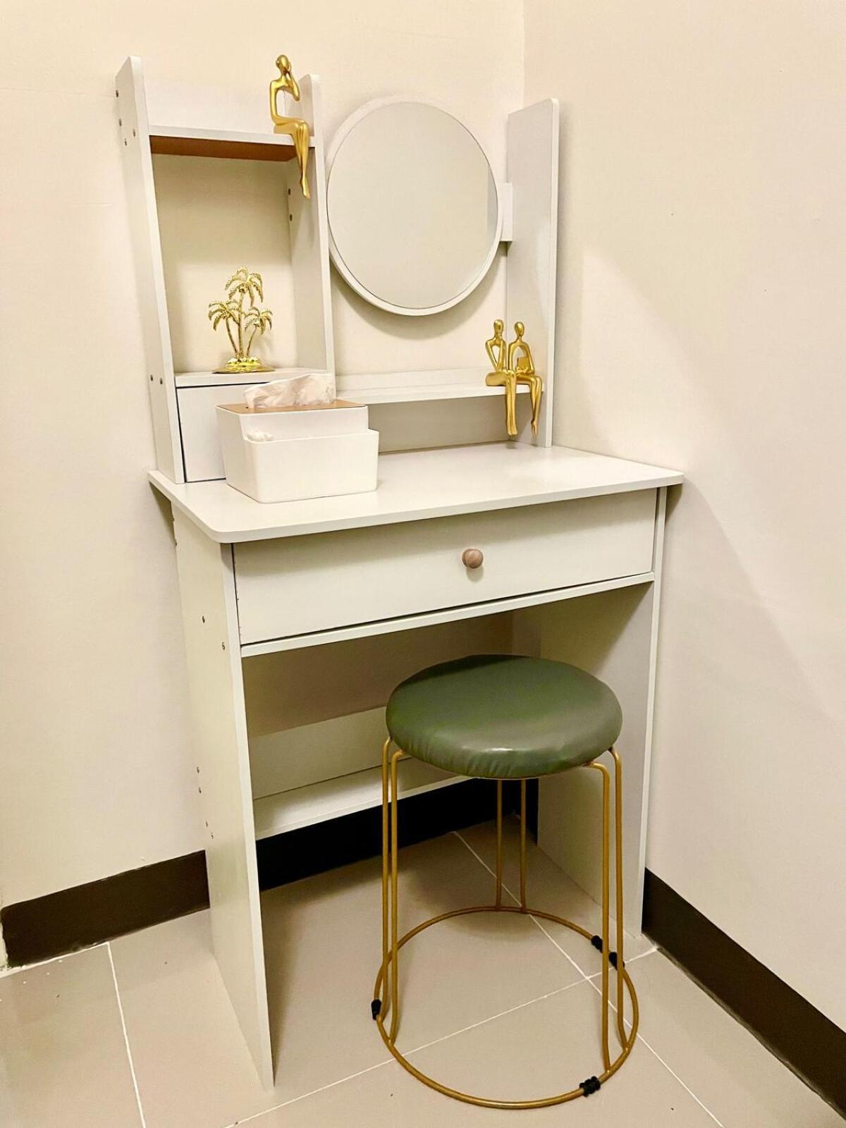 Self Check-in Private Flat In Tomas Morato Apartment Manila