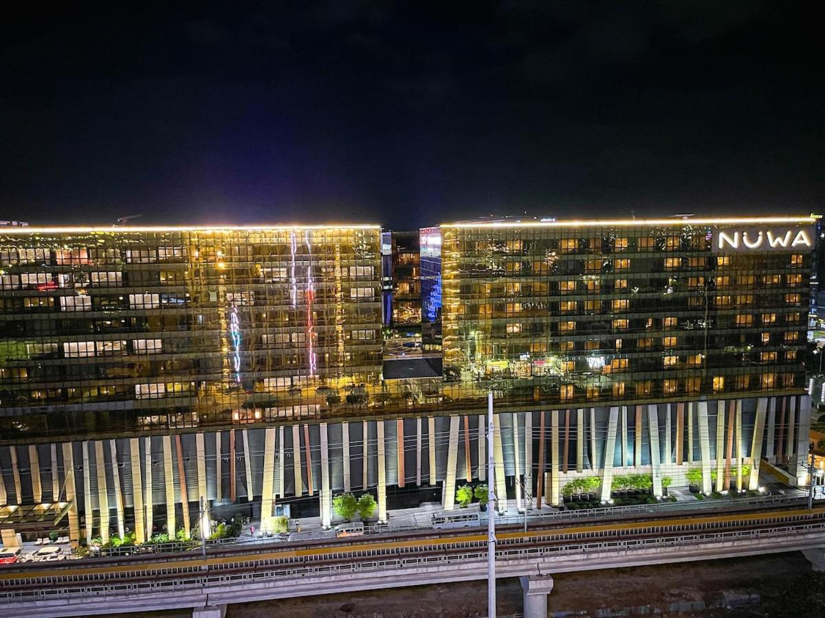 Apartment Luxury Penthouse Near Solaire, Of Dreams