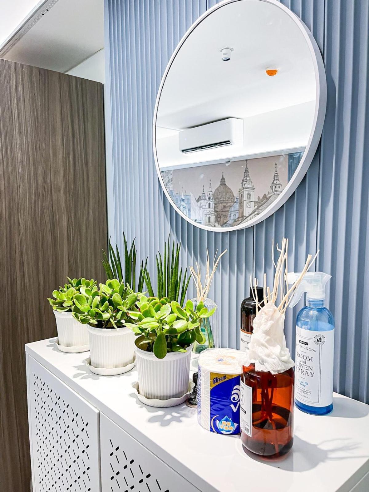 Luxury Penthouse Near Solaire, Of Dreams Apartment