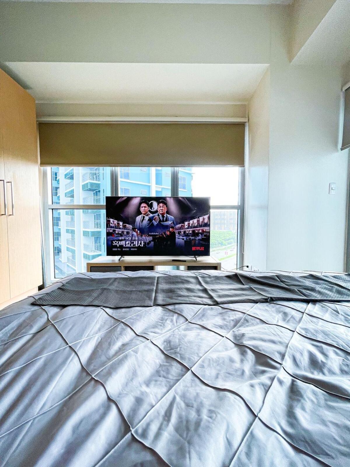 Apartment Luxury 2br Corner Near Solaire & Okada Ii Sunset *