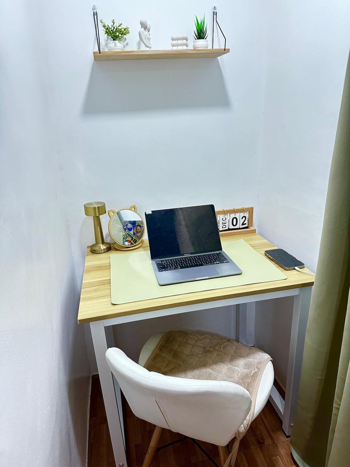 Hiyara Loft - Ga Tower 2, Beside Mrt Boni Station Manila