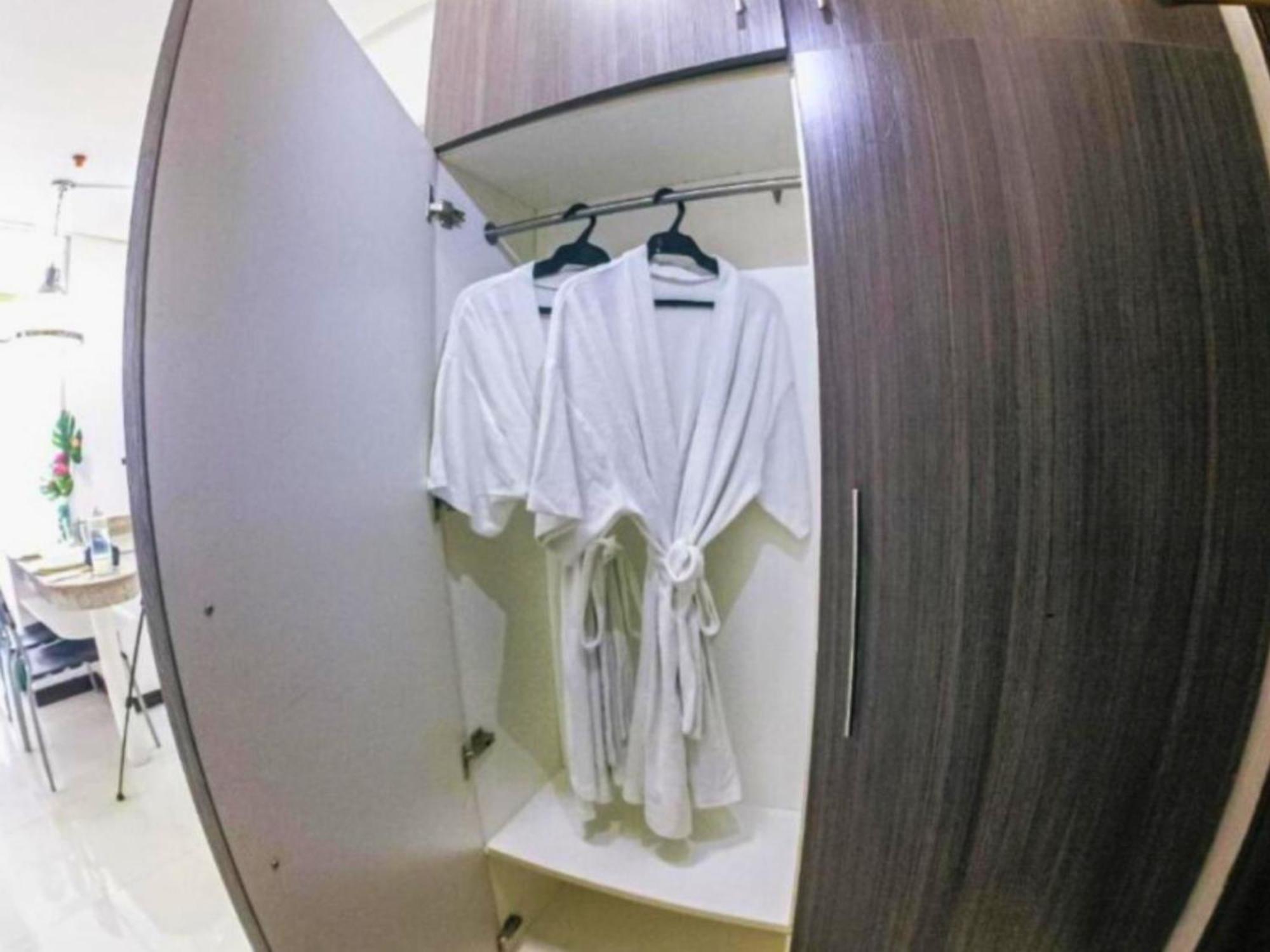 Free Pool N Free Sauna Access Oceanview Balcony In The Heart Of Manila, Front Of Robinsons Mall, Walking Distance To Us Embassy Limited Slots X Secure Your Limited Offer Month *
