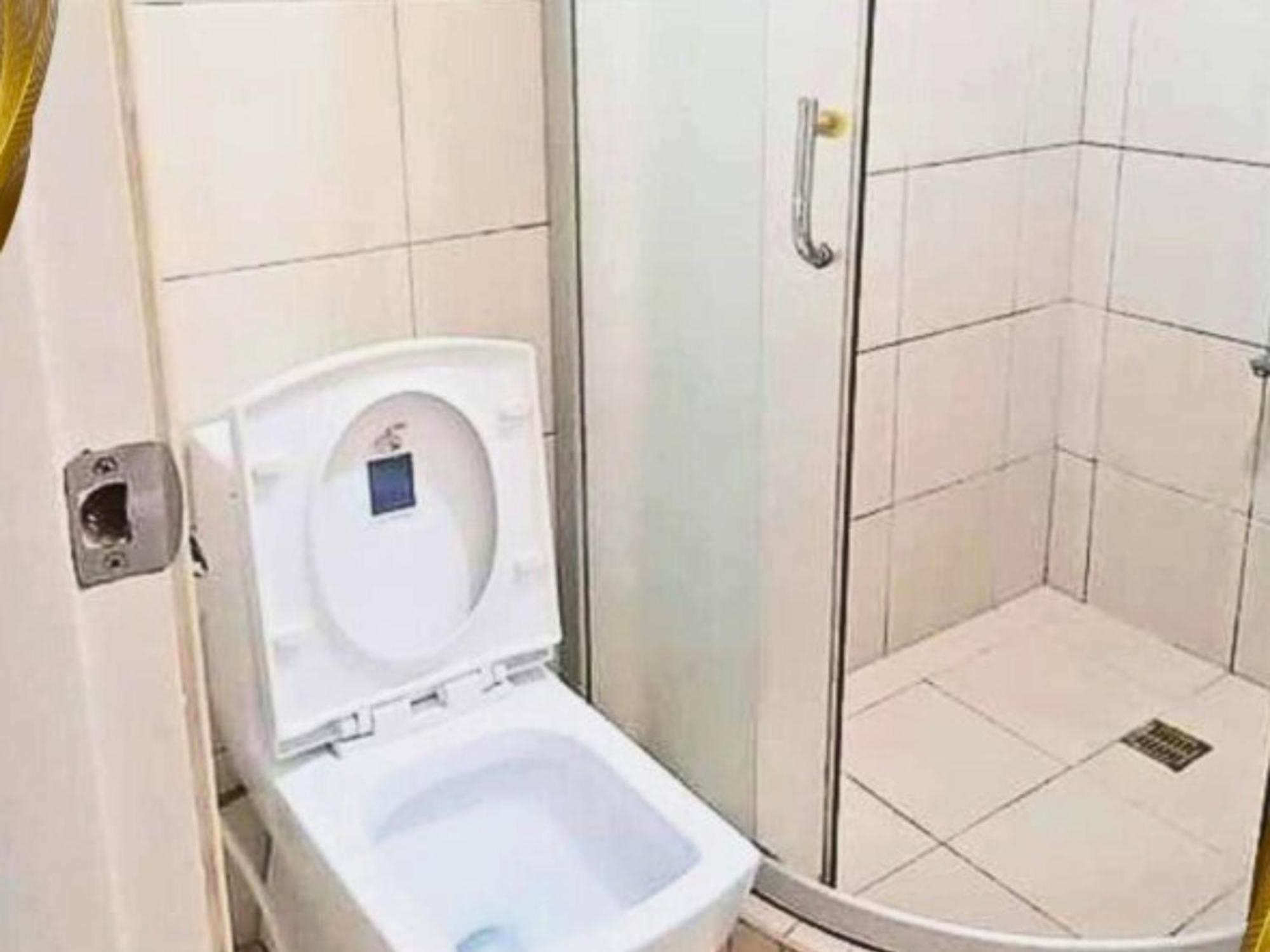 Free Pool N Free Sauna Access Oceanview Balcony In The Heart Of Manila, Front Of Robinsons Mall, Walking Distance To Us Embassy Limited Slots X Secure Your Limited Offer Month Hotel