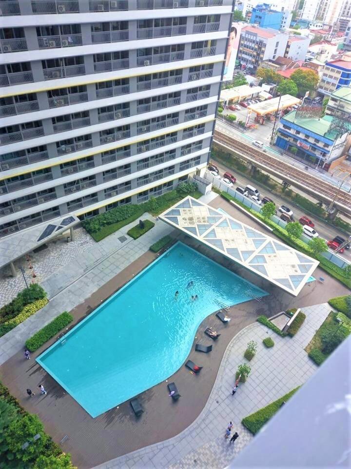 Lovely Fame2 Romel Place